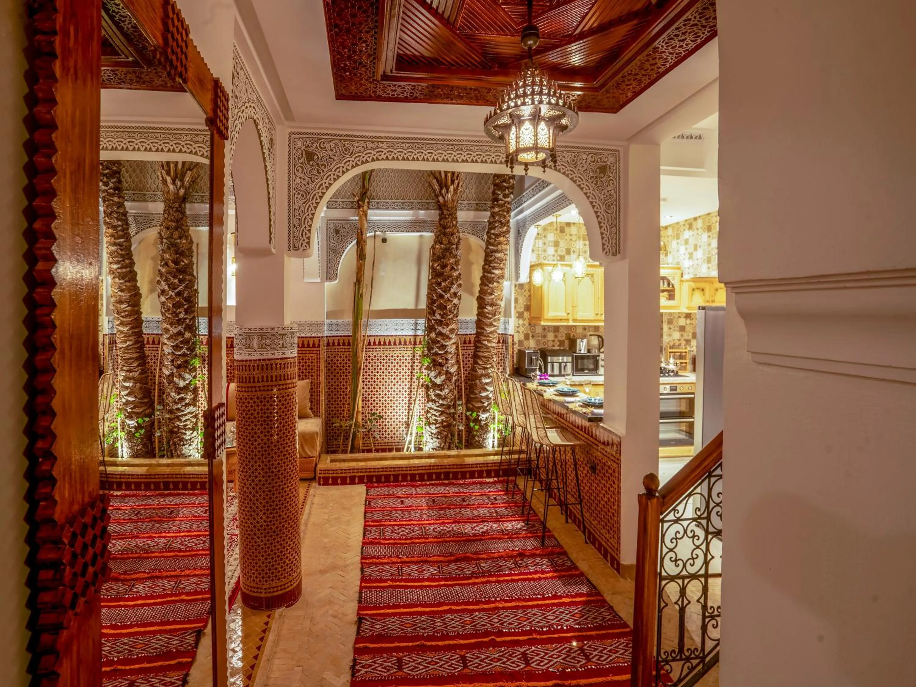 Living room, Bed in Riad Le Nid De Fatima