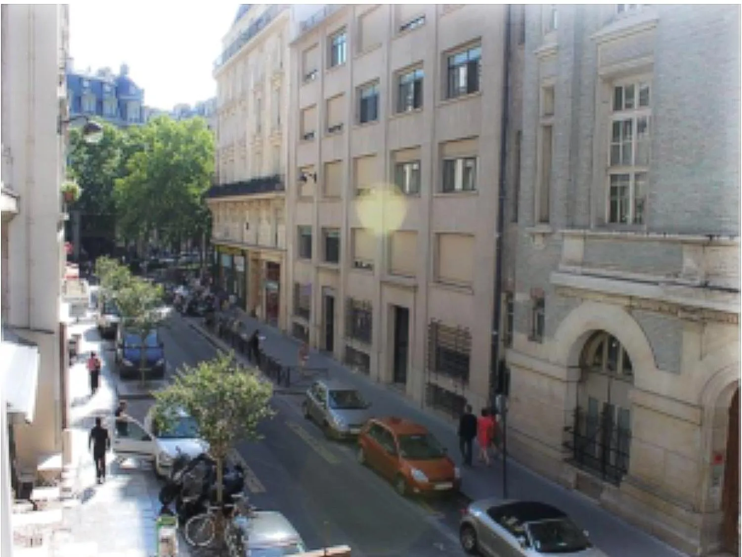 Property building in Apartment Duplex Paris