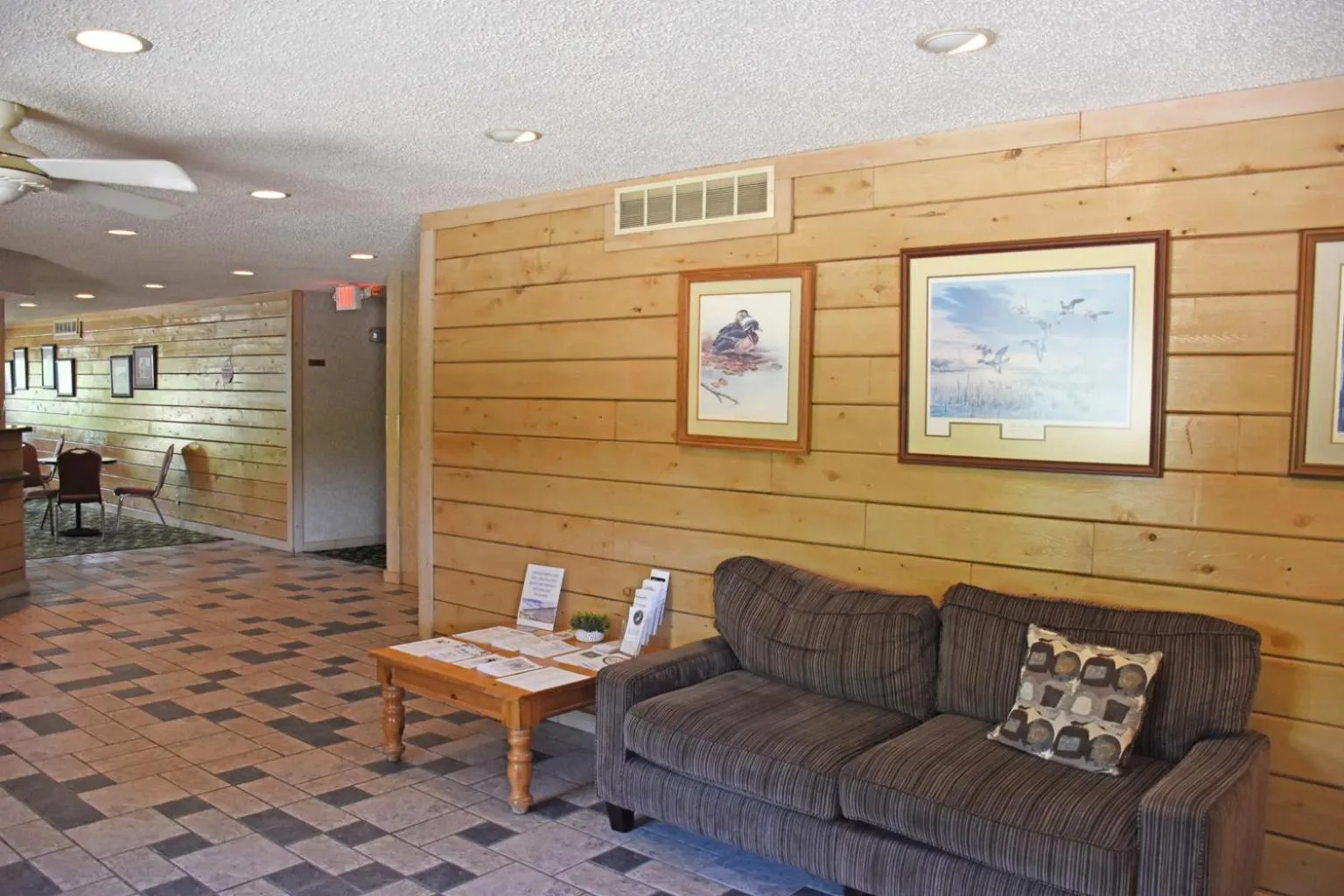 Lobby or reception in Paddle Wheel Inn