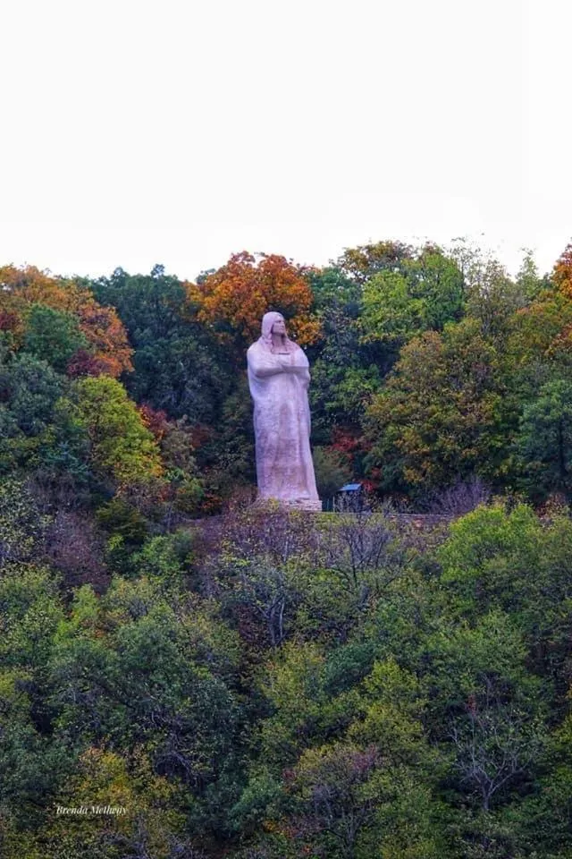 Nearby landmark in Paddle Wheel Inn