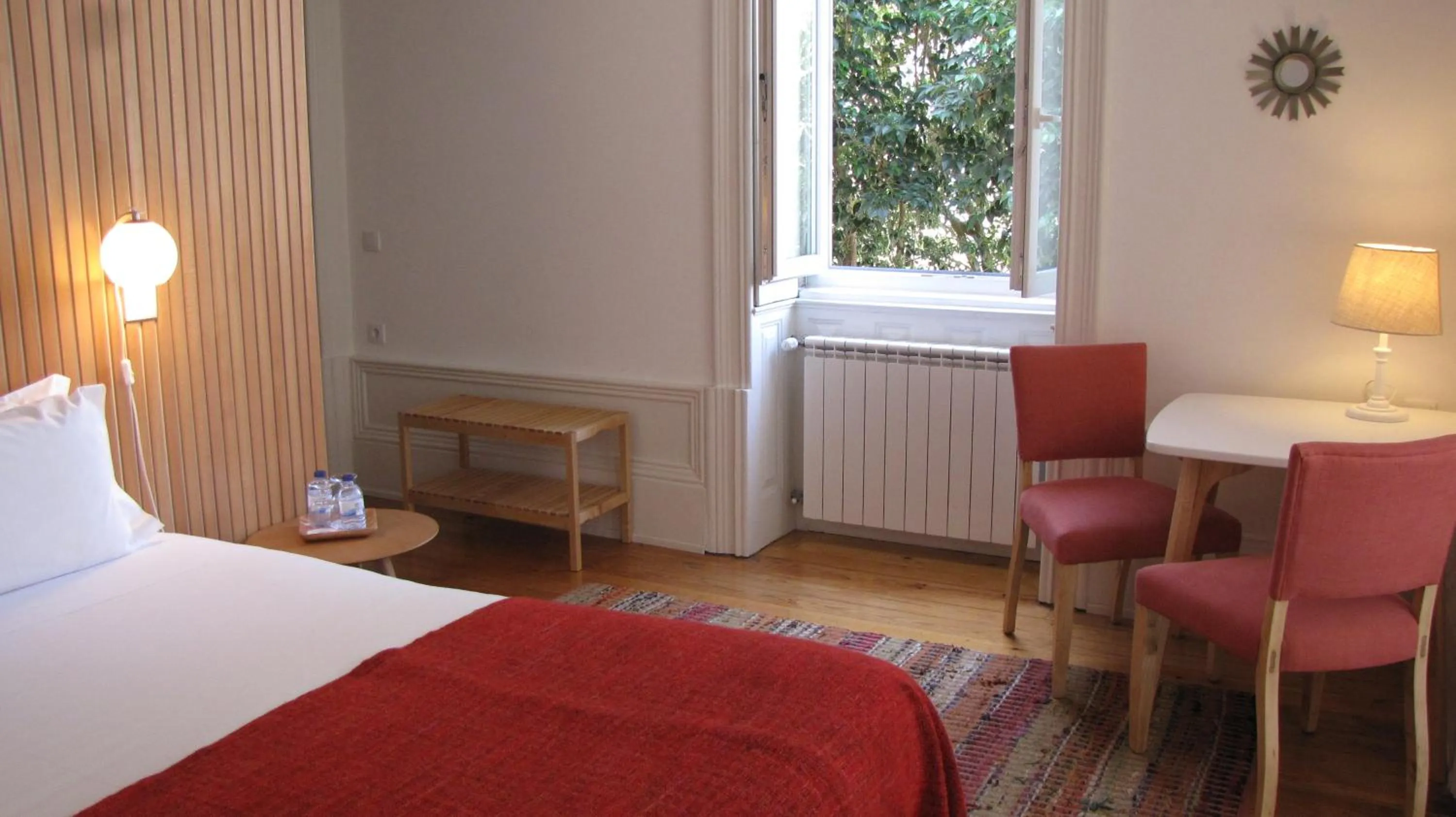 Day, Bed in Koolhouse Porto