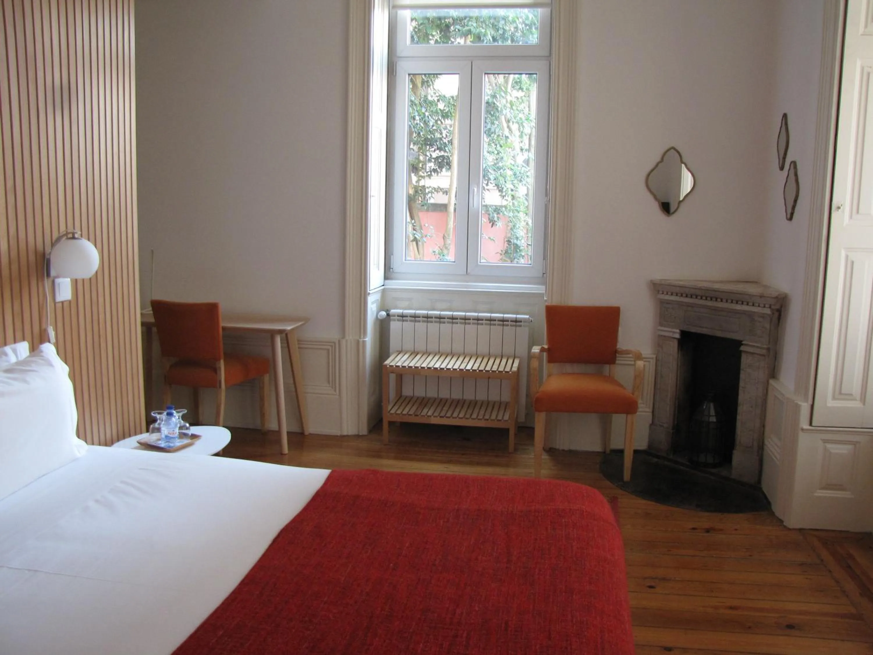 Day, Bed in Koolhouse Porto