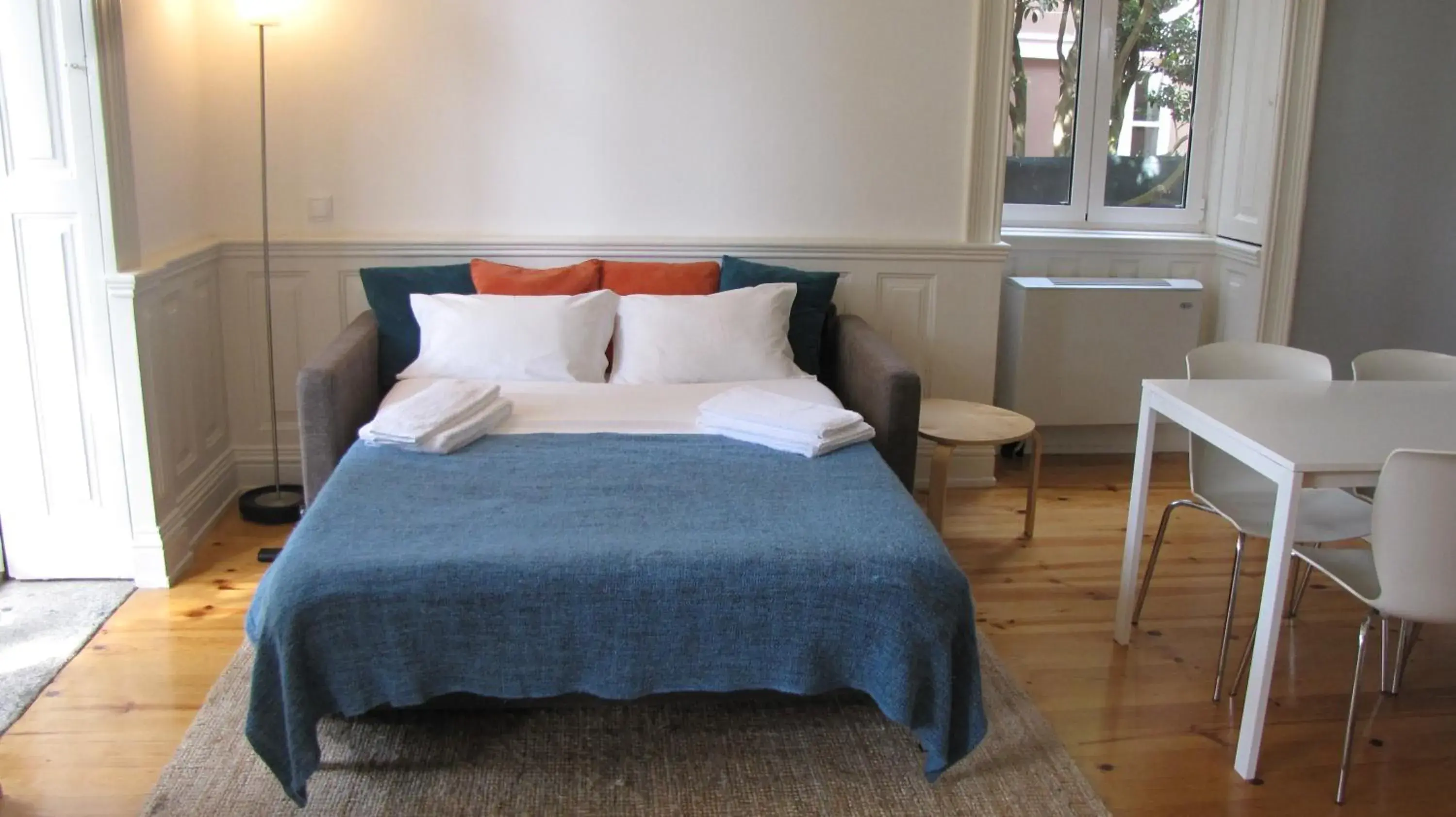 One-Bedroom Apartment - First Floor - Garden View in Koolhouse Porto One-Bedroom Apartment - First Floor - Garden View in Koolhouse Porto