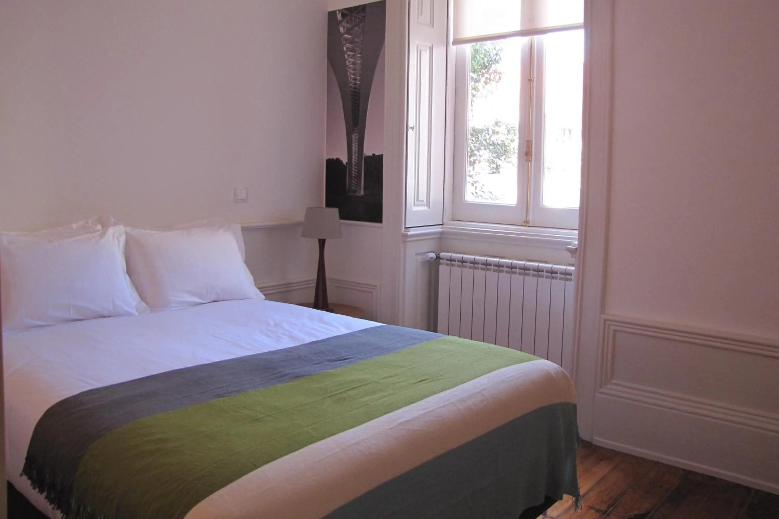 Bedroom, Bed in Koolhouse Porto