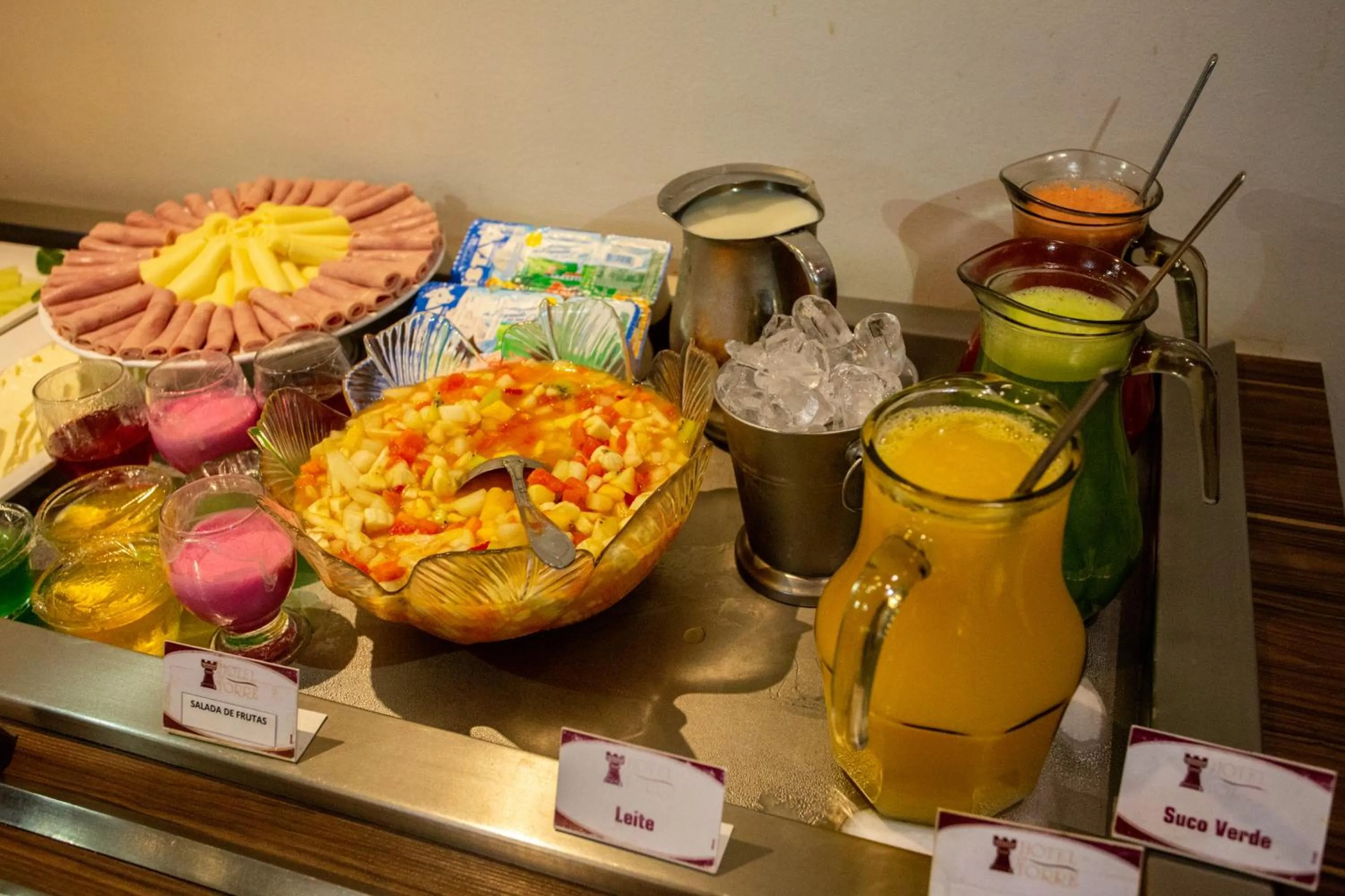 Breakfast in Carlton Plaza Torre