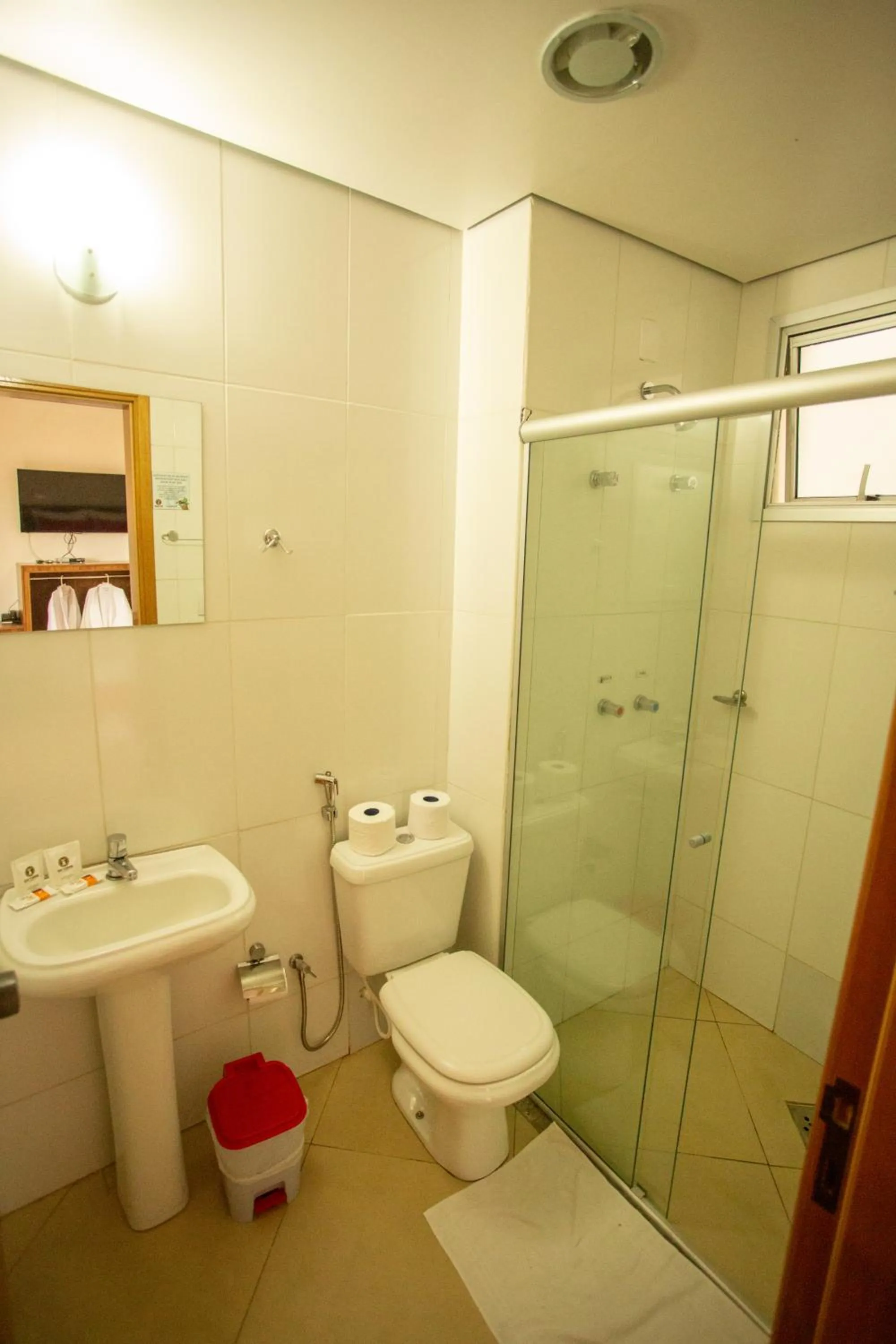 Bathroom in Carlton Plaza Torre