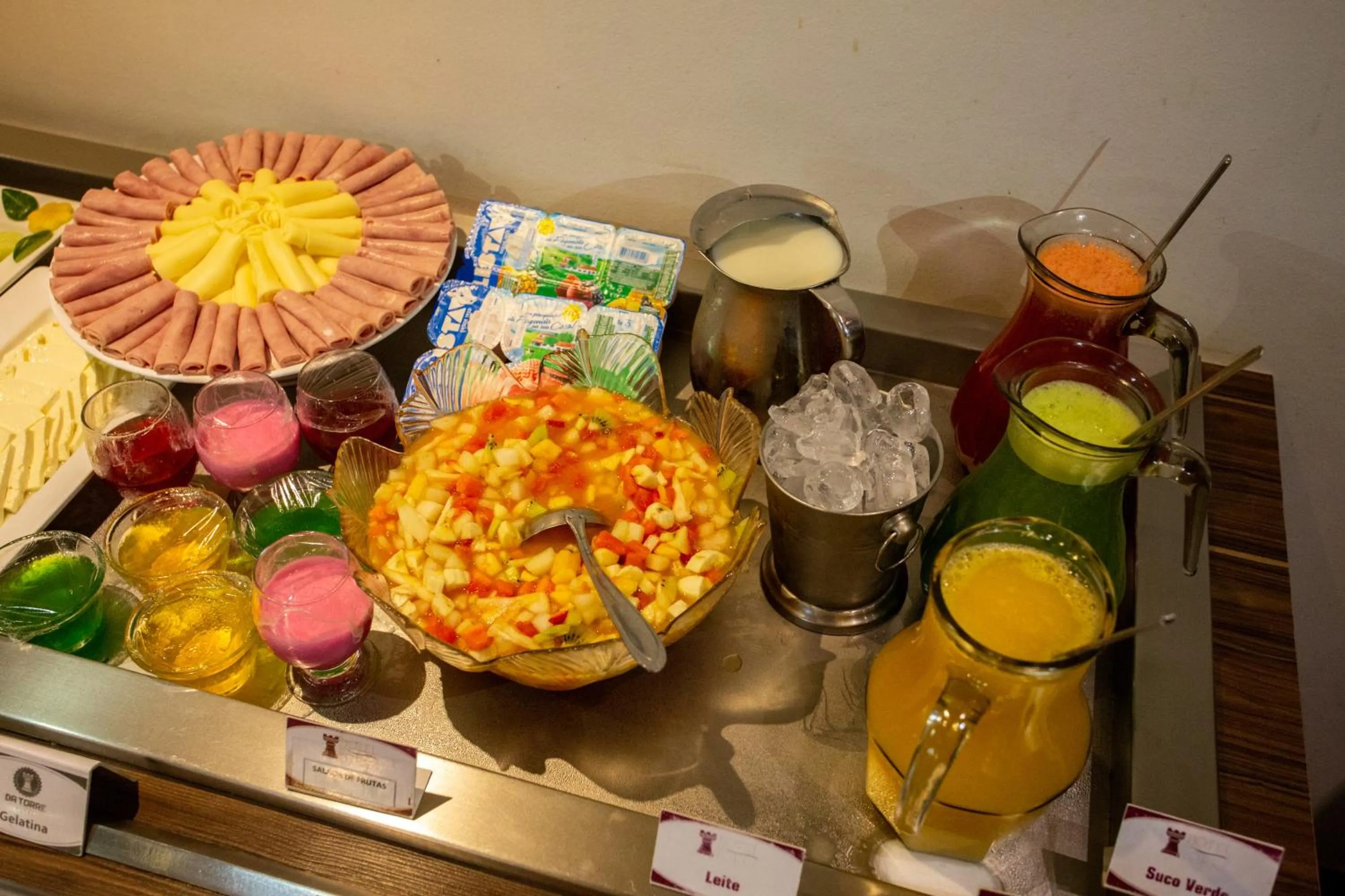 Breakfast in Carlton Plaza Torre