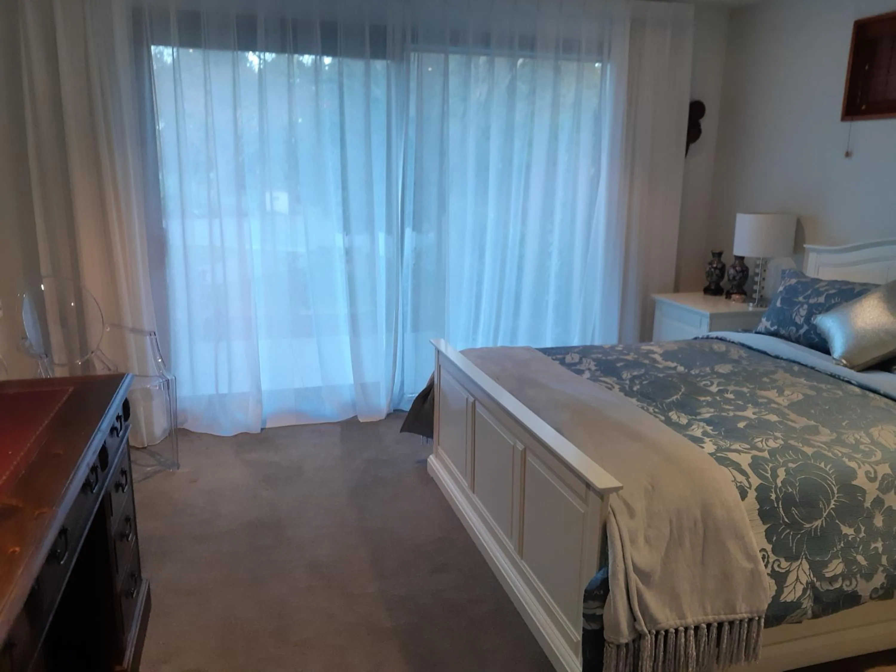 Bedroom, Bed in Maples on Harewood