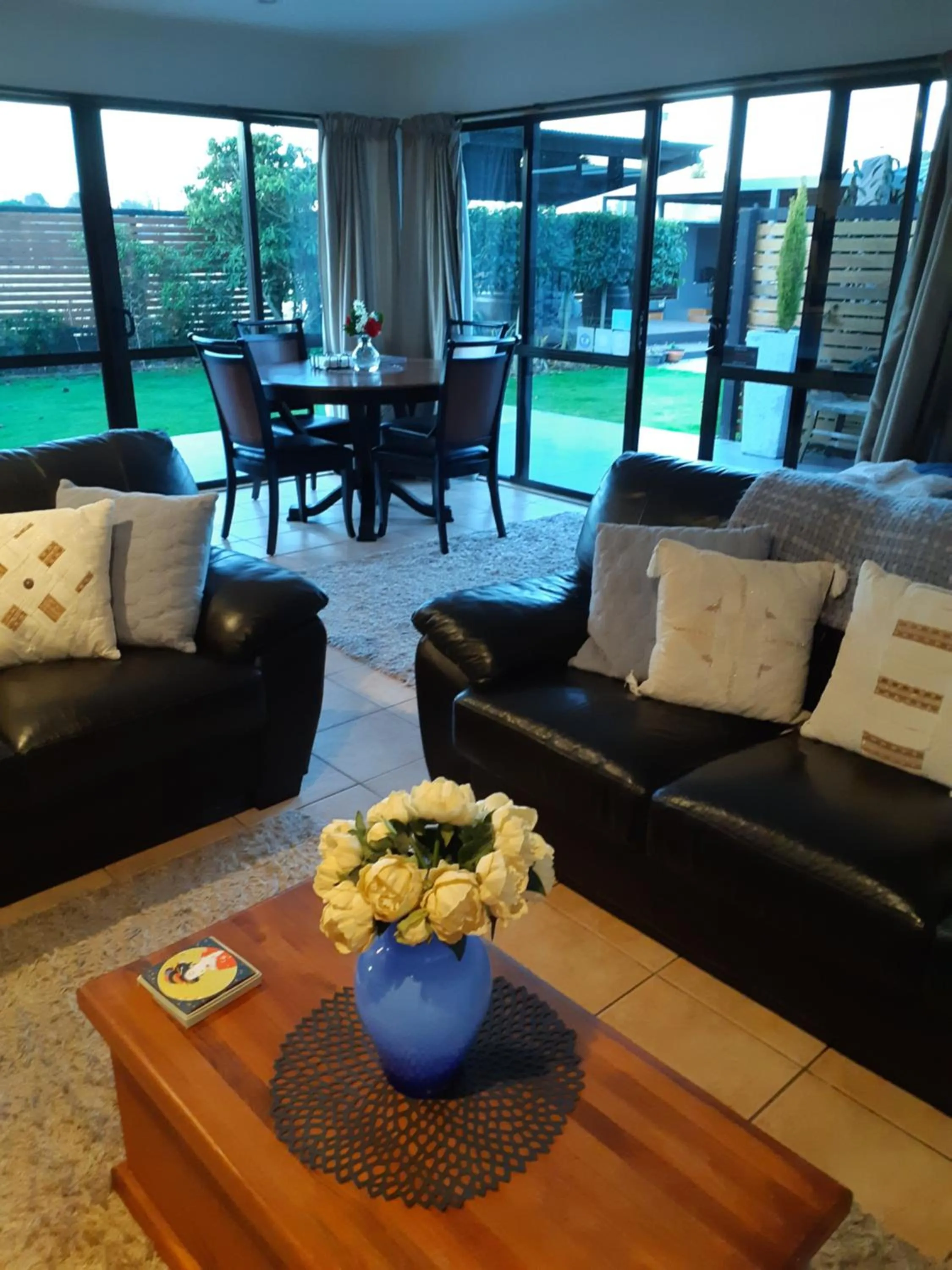 Photo of the whole room in Maples on Harewood