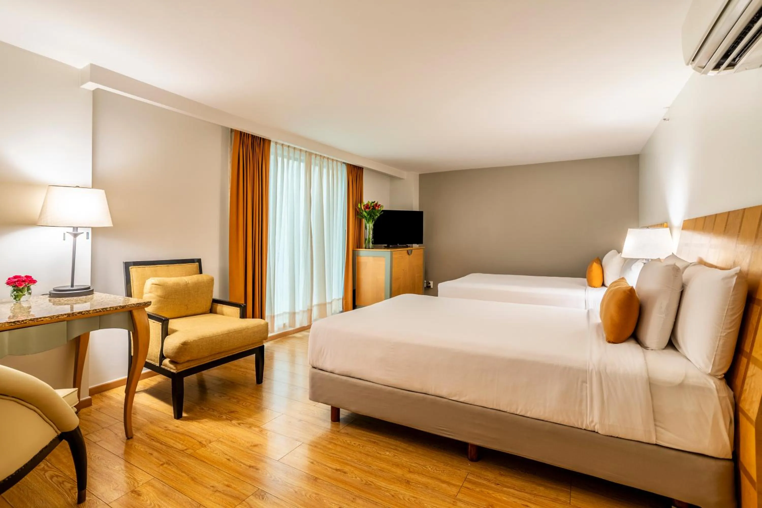 Bedroom, Bed in Alteza Polanco