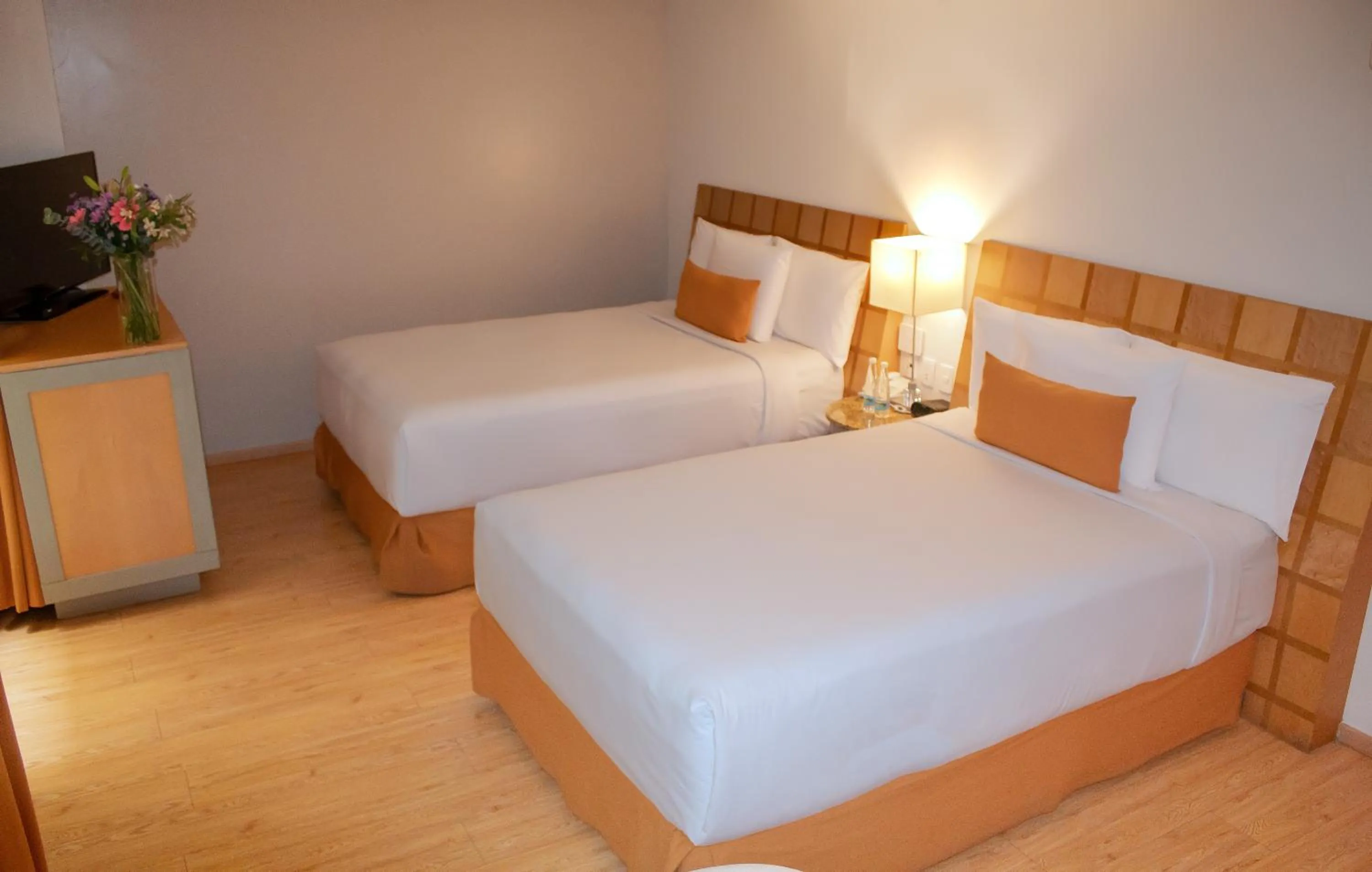 Bedroom, Bed in Alteza Polanco