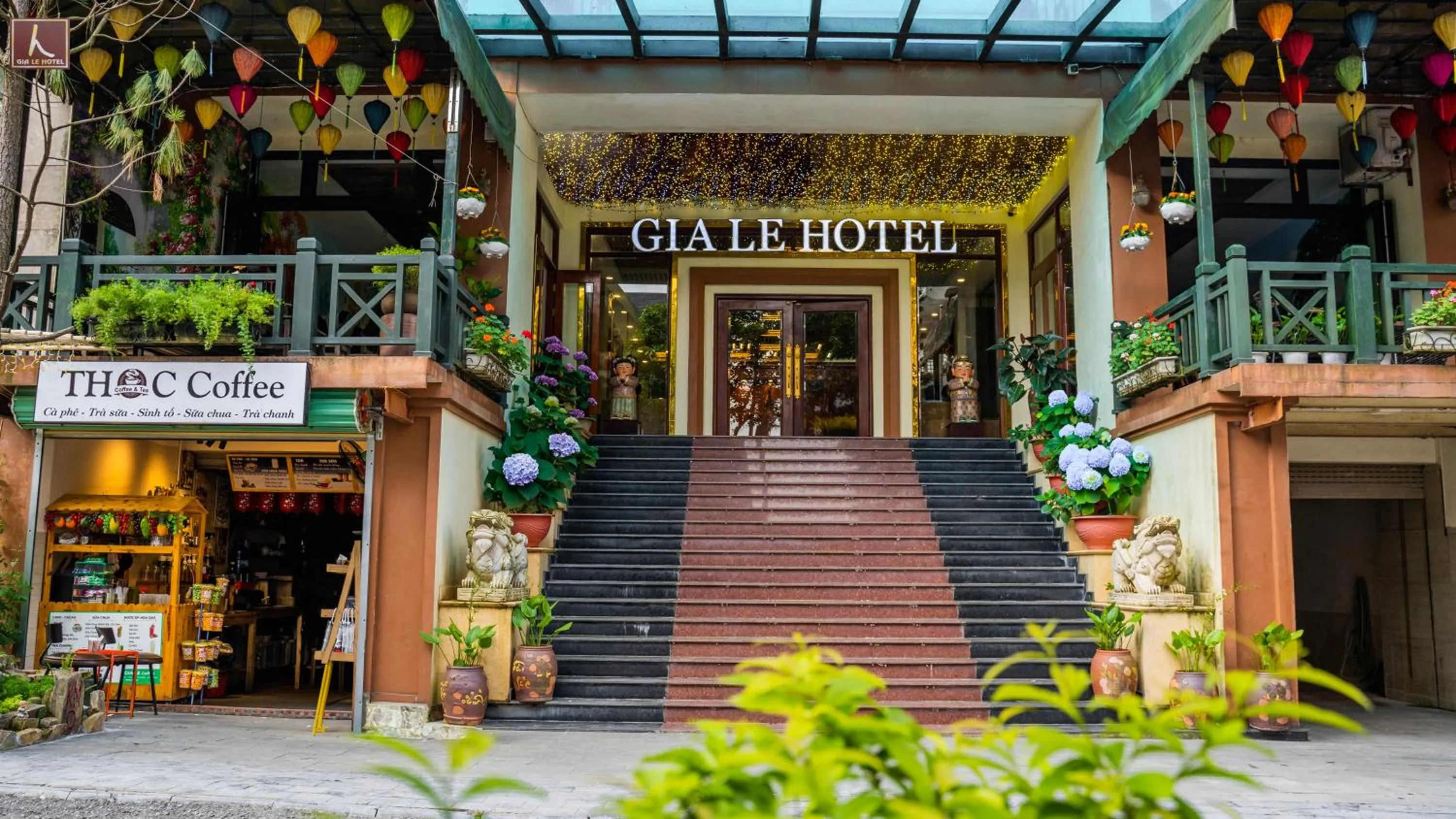 Property building in Gia Le Hotel