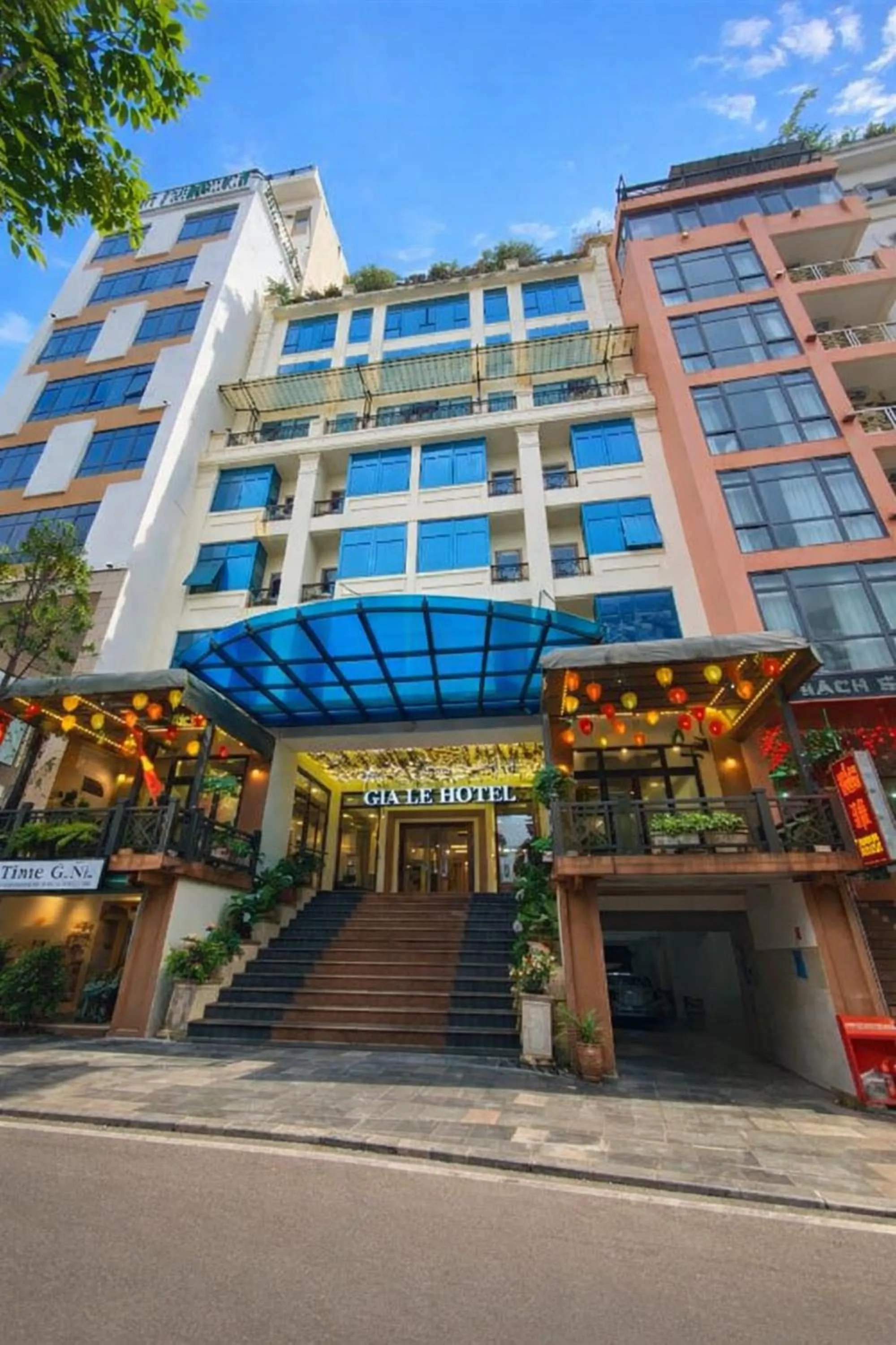 Property building in Gia Le Hotel
