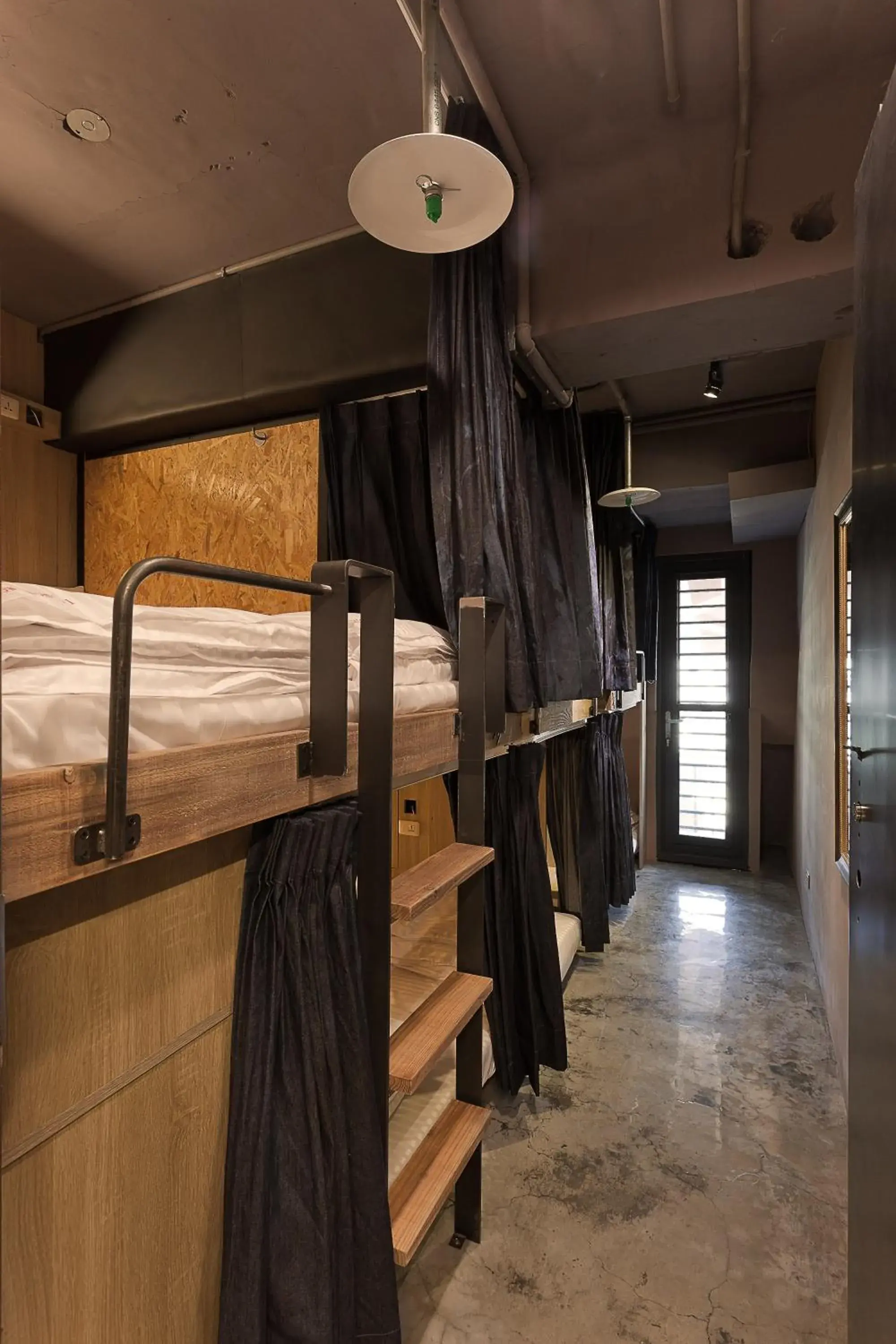 Single Bed in Female Dormitory Room in Ximen Wow Hostel Single Bed in Female Dormitory Room in Ximen Wow Hostel