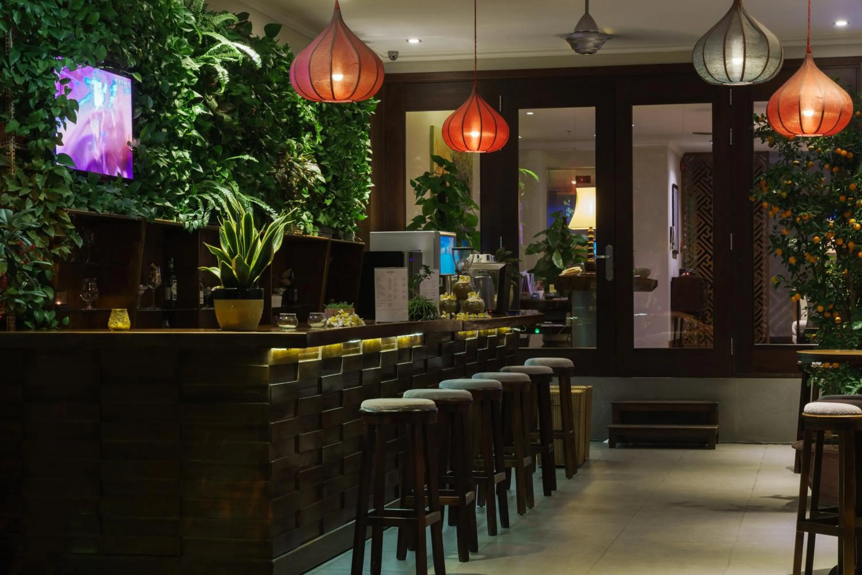 Lounge or bar in Dan Oasis Hotel and Apartment