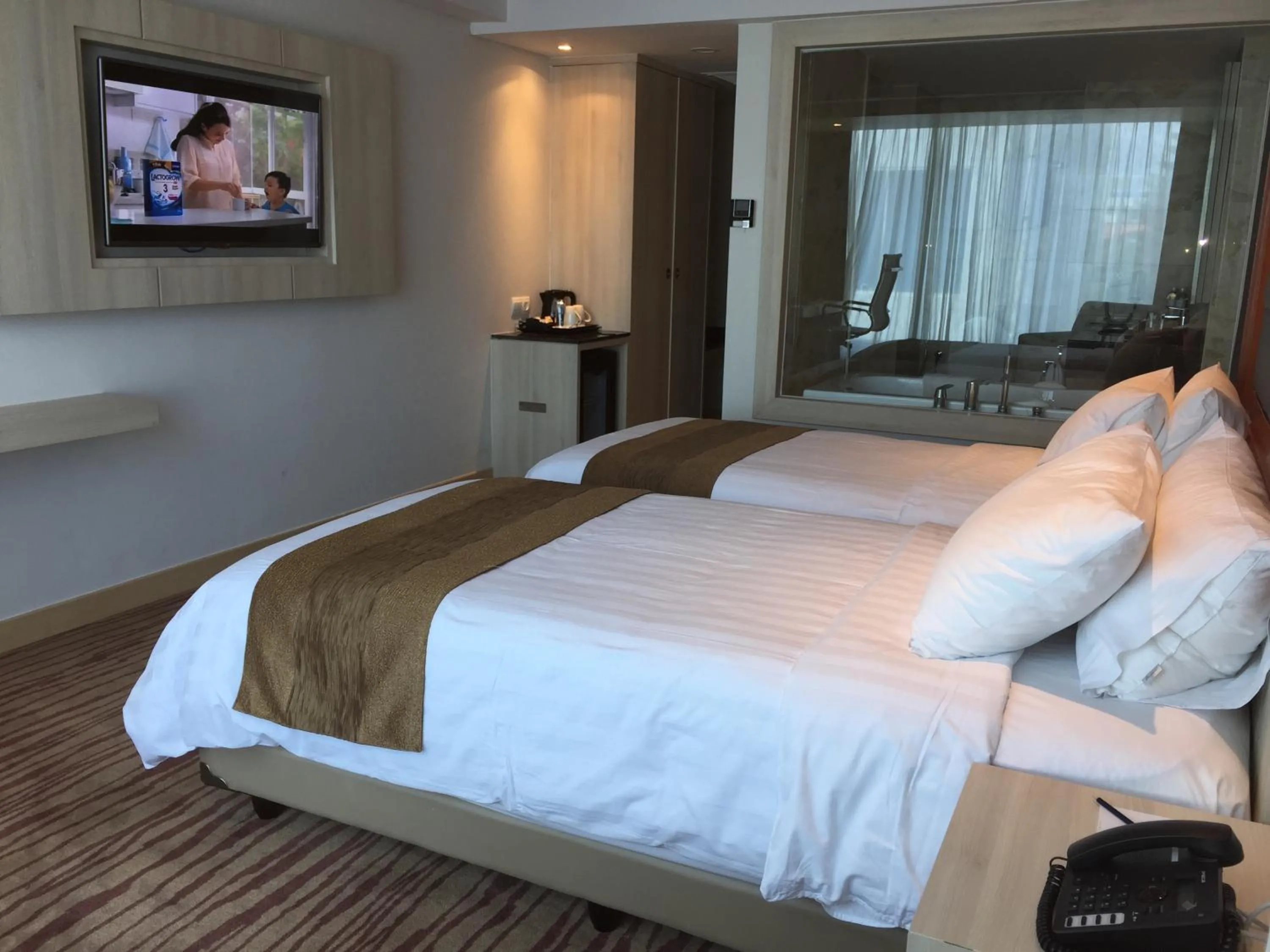 Photo of the whole room, Bed in Sovereign Bali Hotel