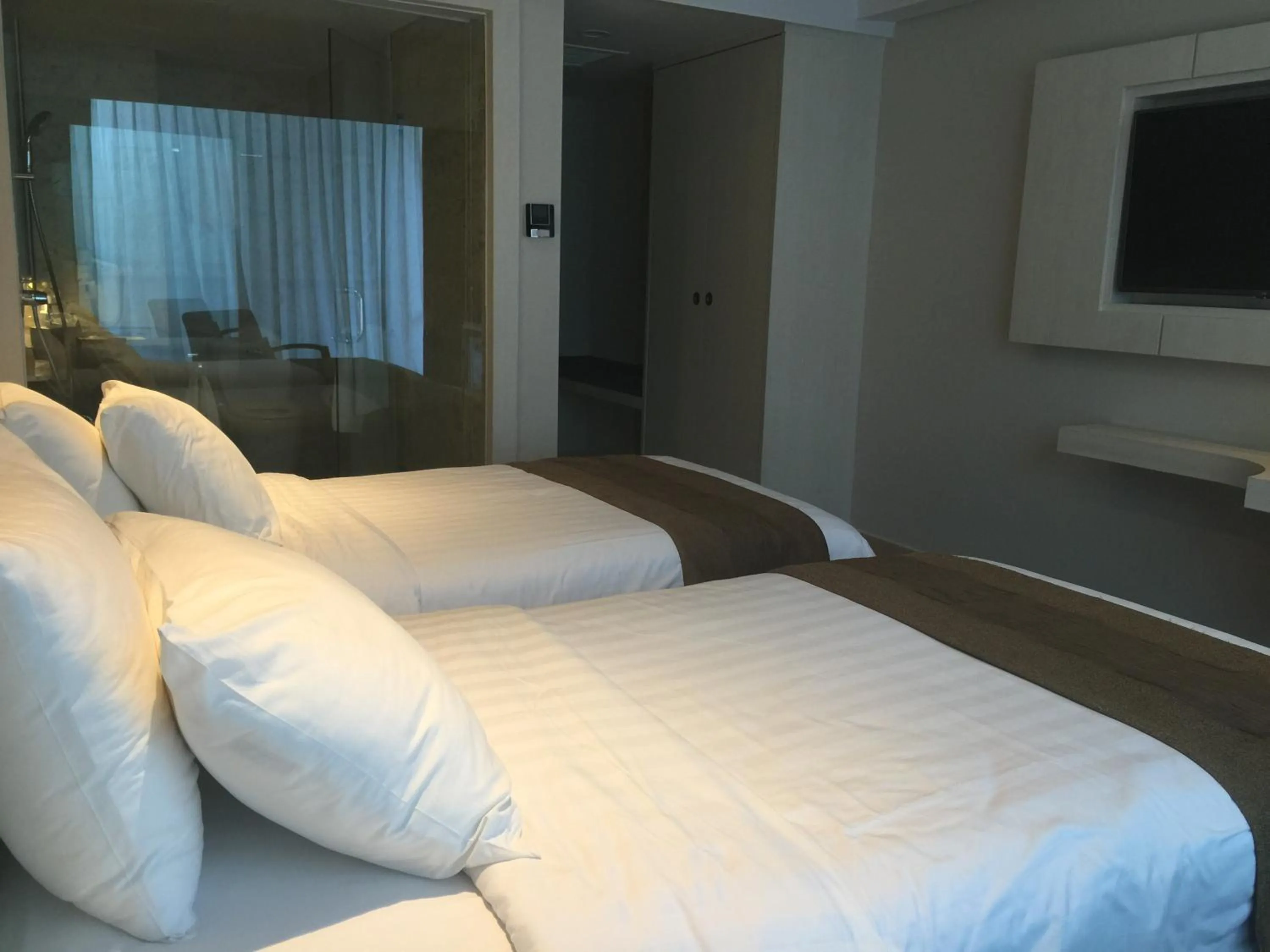 Photo of the whole room, Bed in Sovereign Bali Hotel