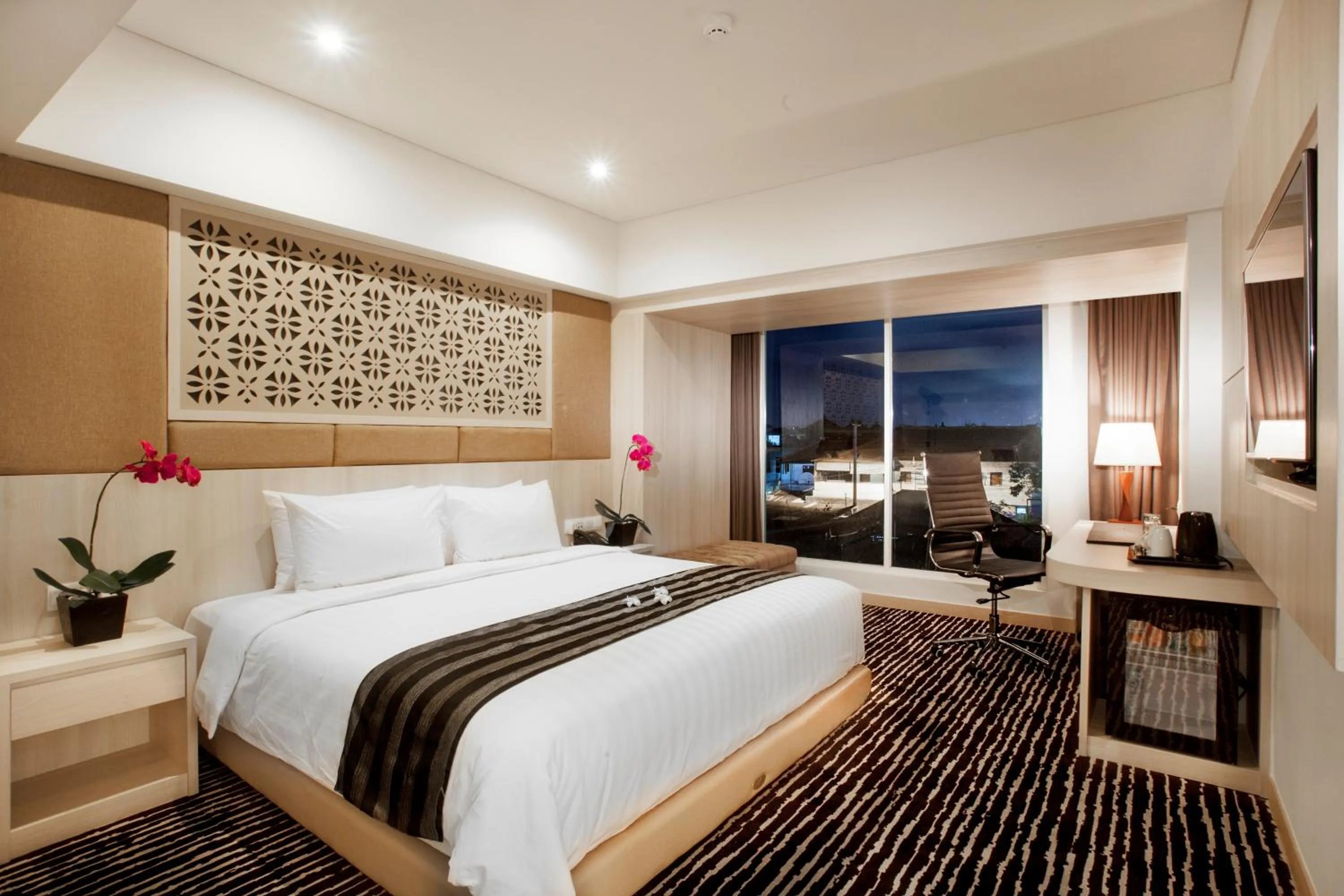 Bedroom, Bed in Sovereign Bali Hotel