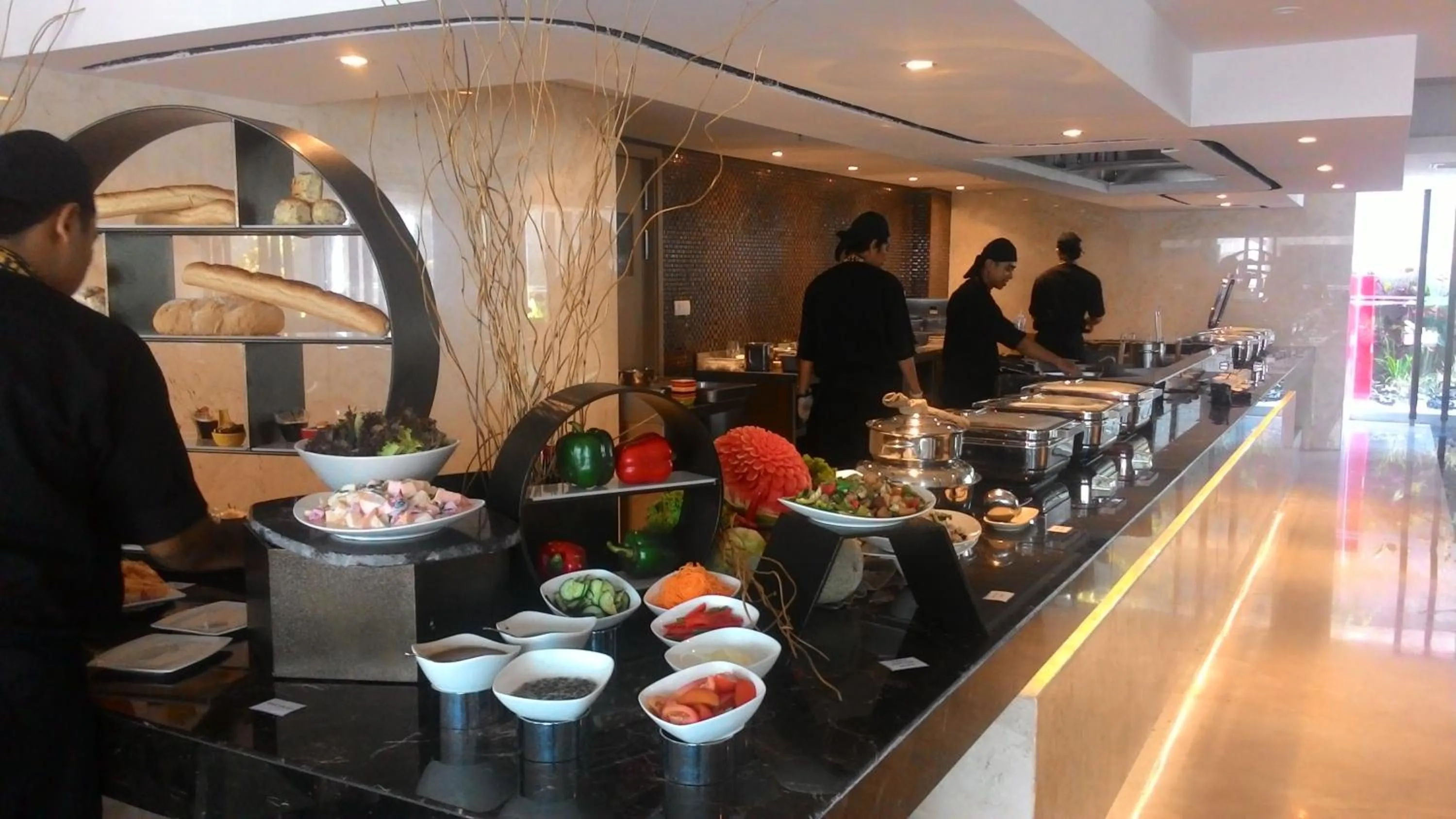 Food and drinks in Sovereign Bali Hotel