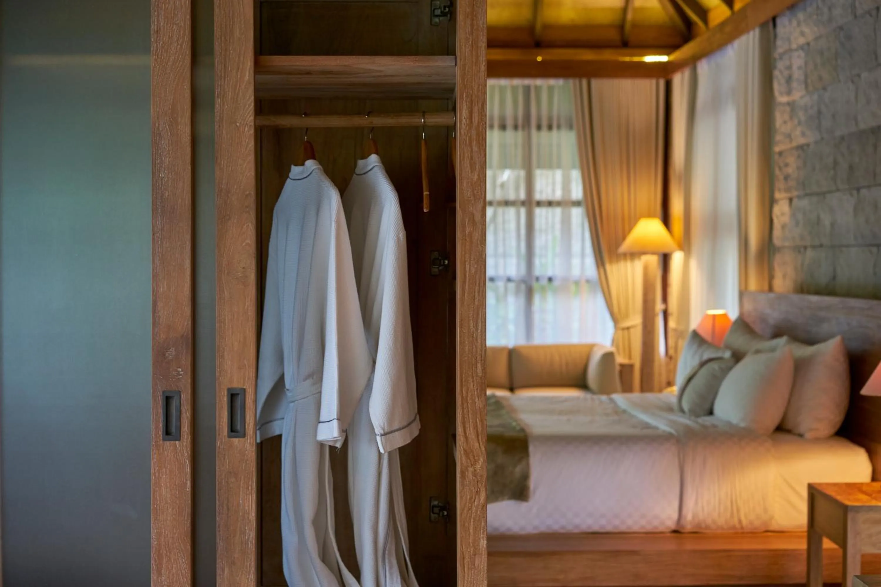 Property building, Bed in Arumdalu Private Resort