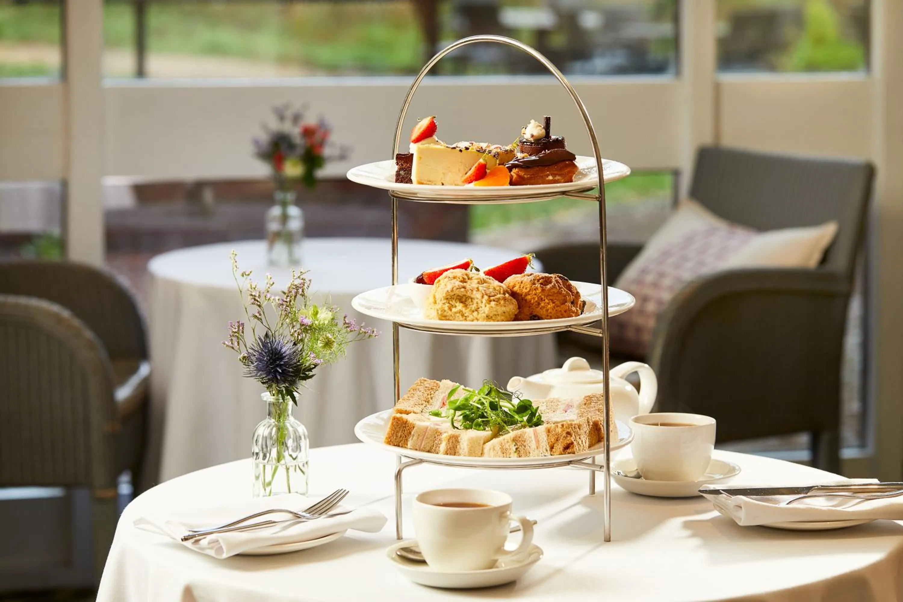 Food and drinks in Macdonald Botley Park Hotel & Spa