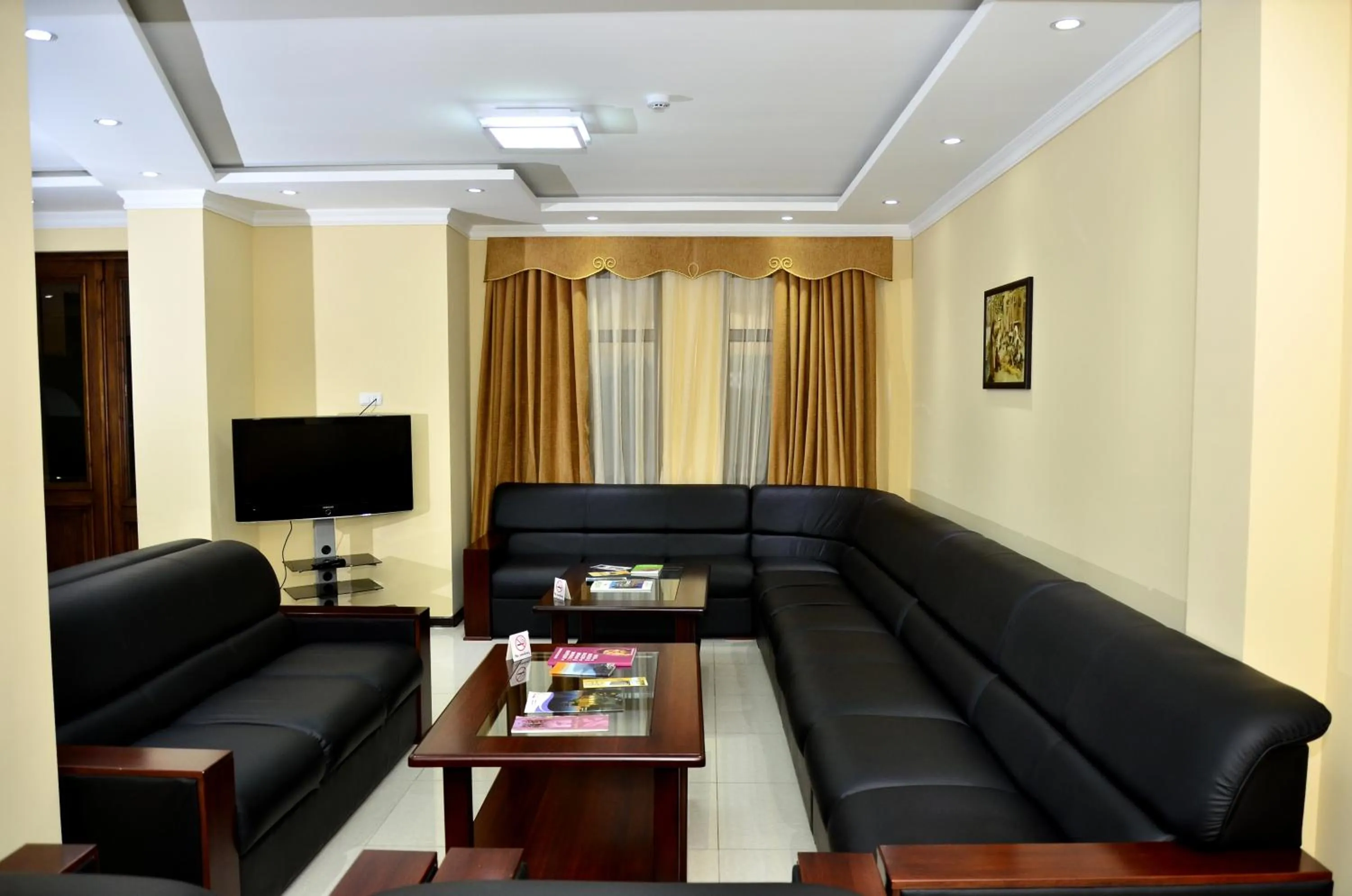 Lobby or reception in Hotel Diyora