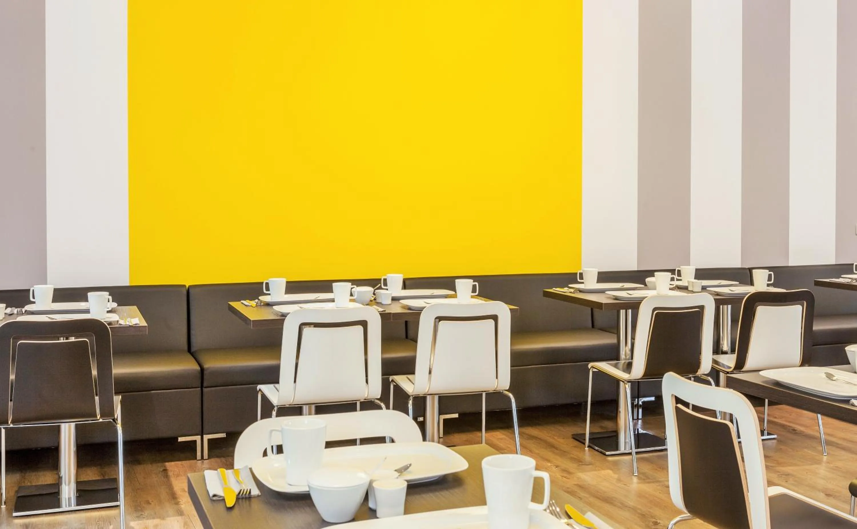 Restaurant/places to eat in Star G Hotel Premium München Domagkstraße