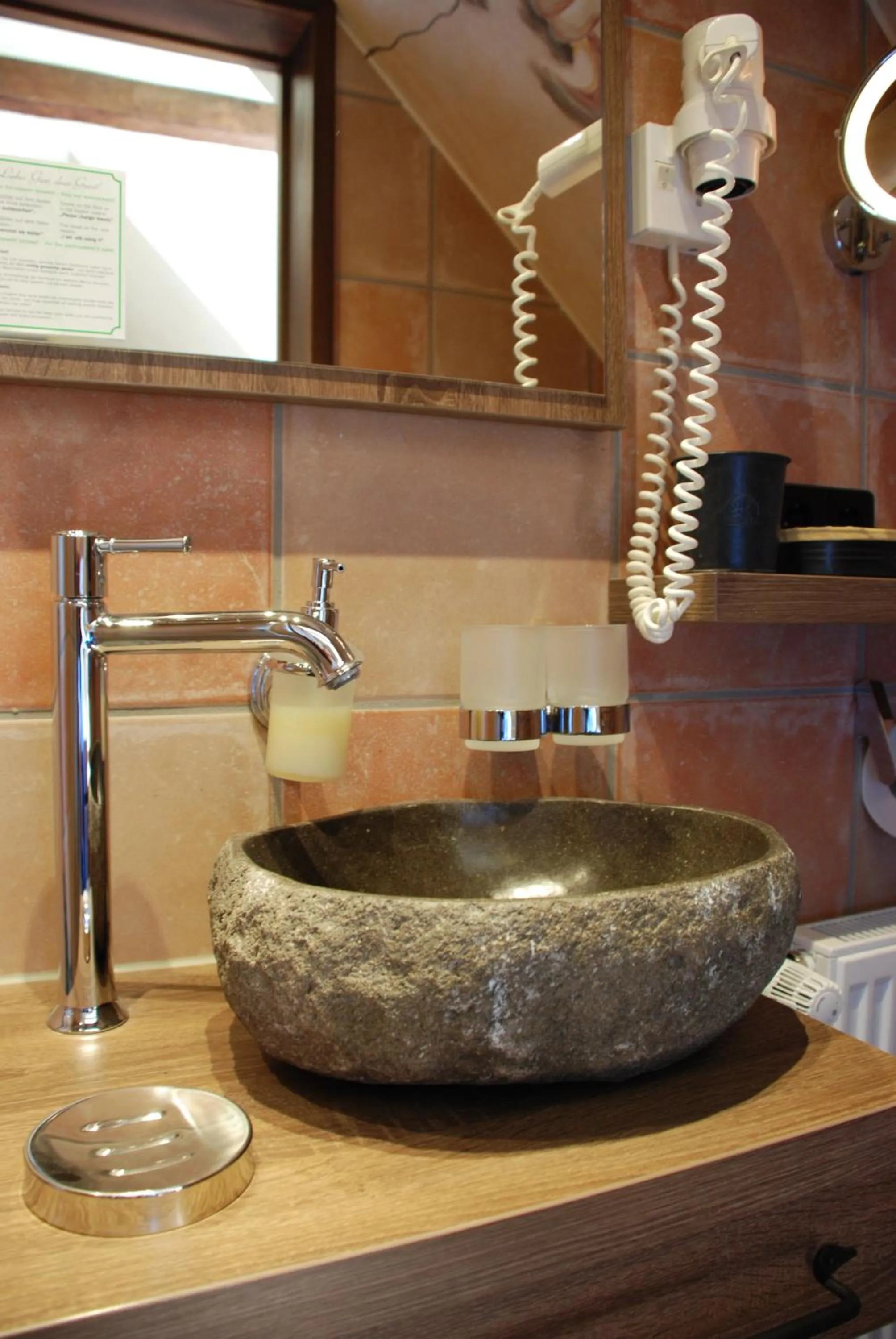 Bathroom in Mittelalterhotel-Gästehaus Rauchfang