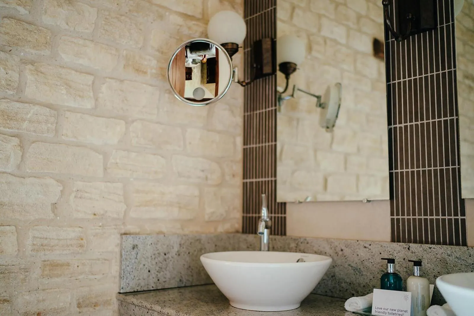 Bathroom in The Manor House Hotel and Golf Club