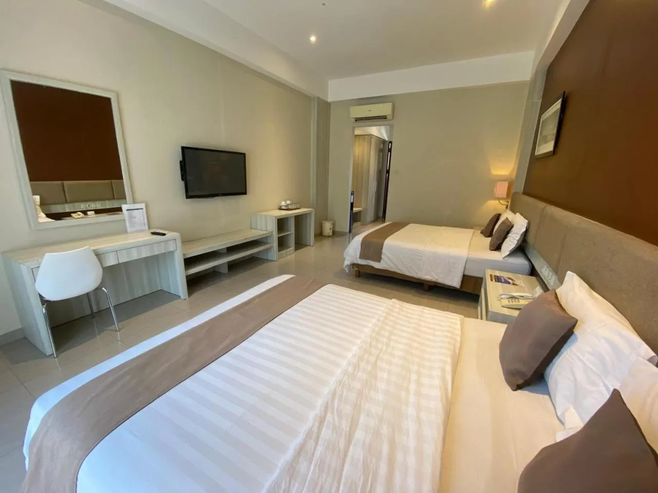 Bed in Menara Laut Hotel