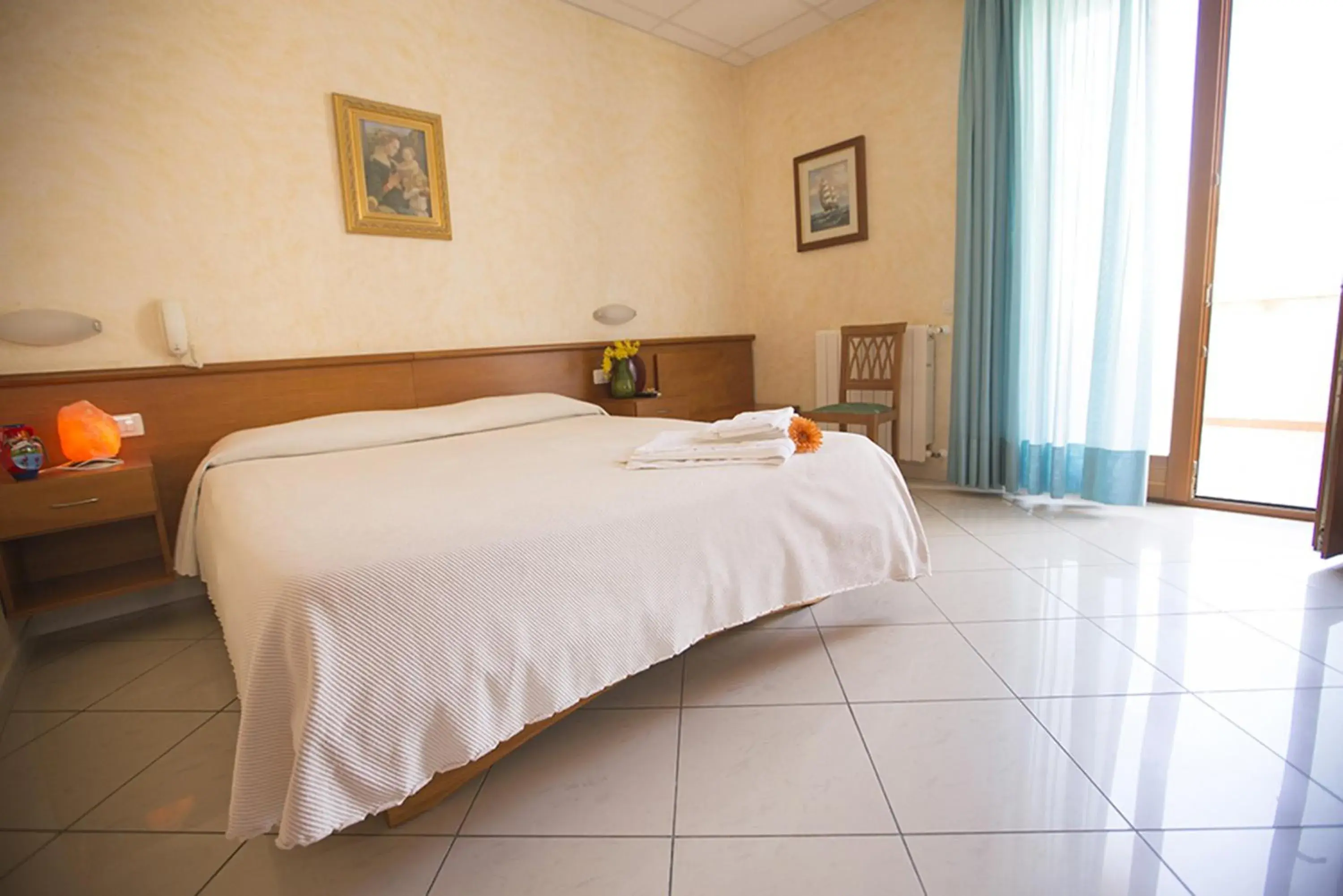 Double Room in Albergo La Principessa Double Room in Albergo La Principessa