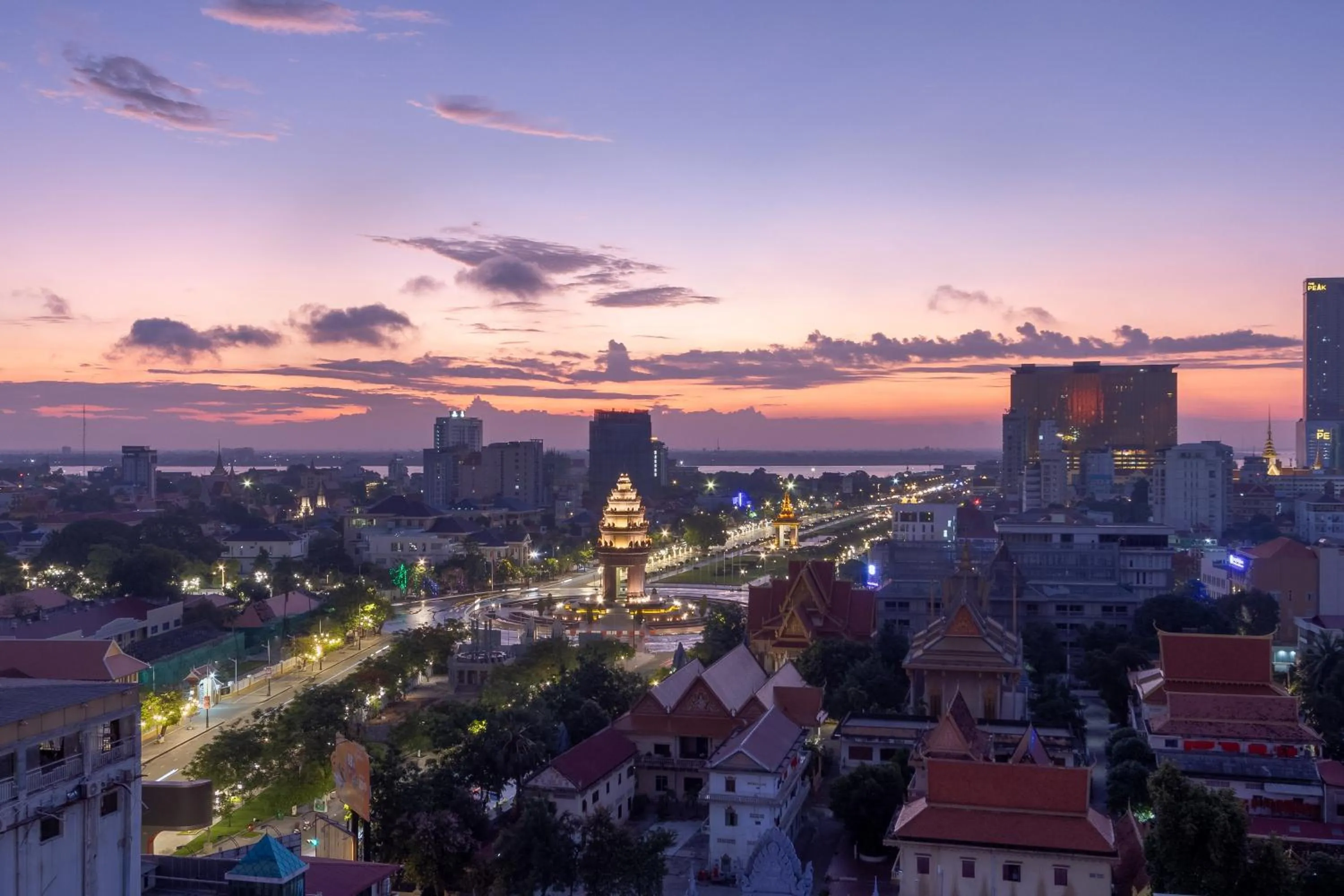 City view in ARISON Hotel