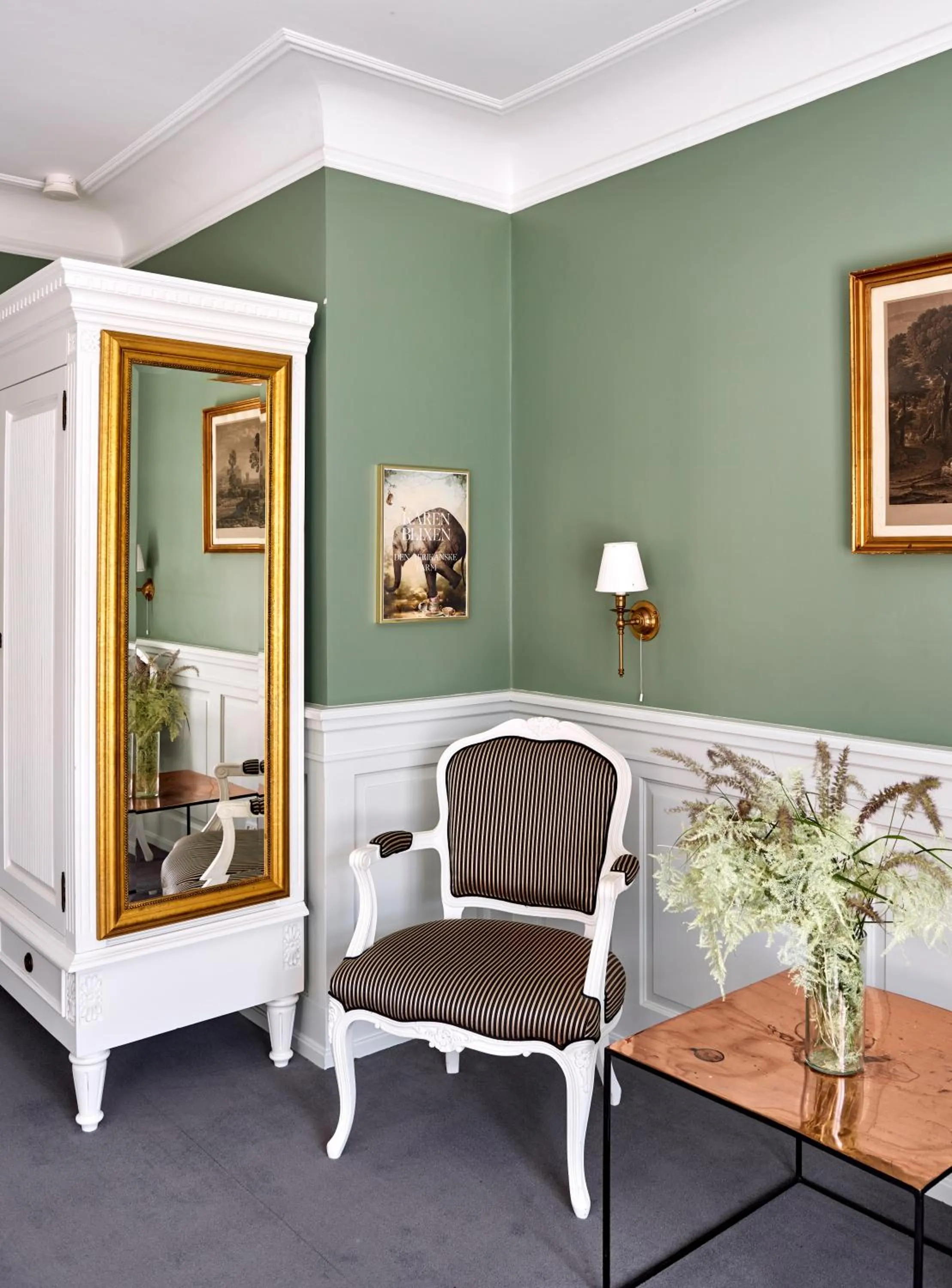 Shower in Kragerup Gods