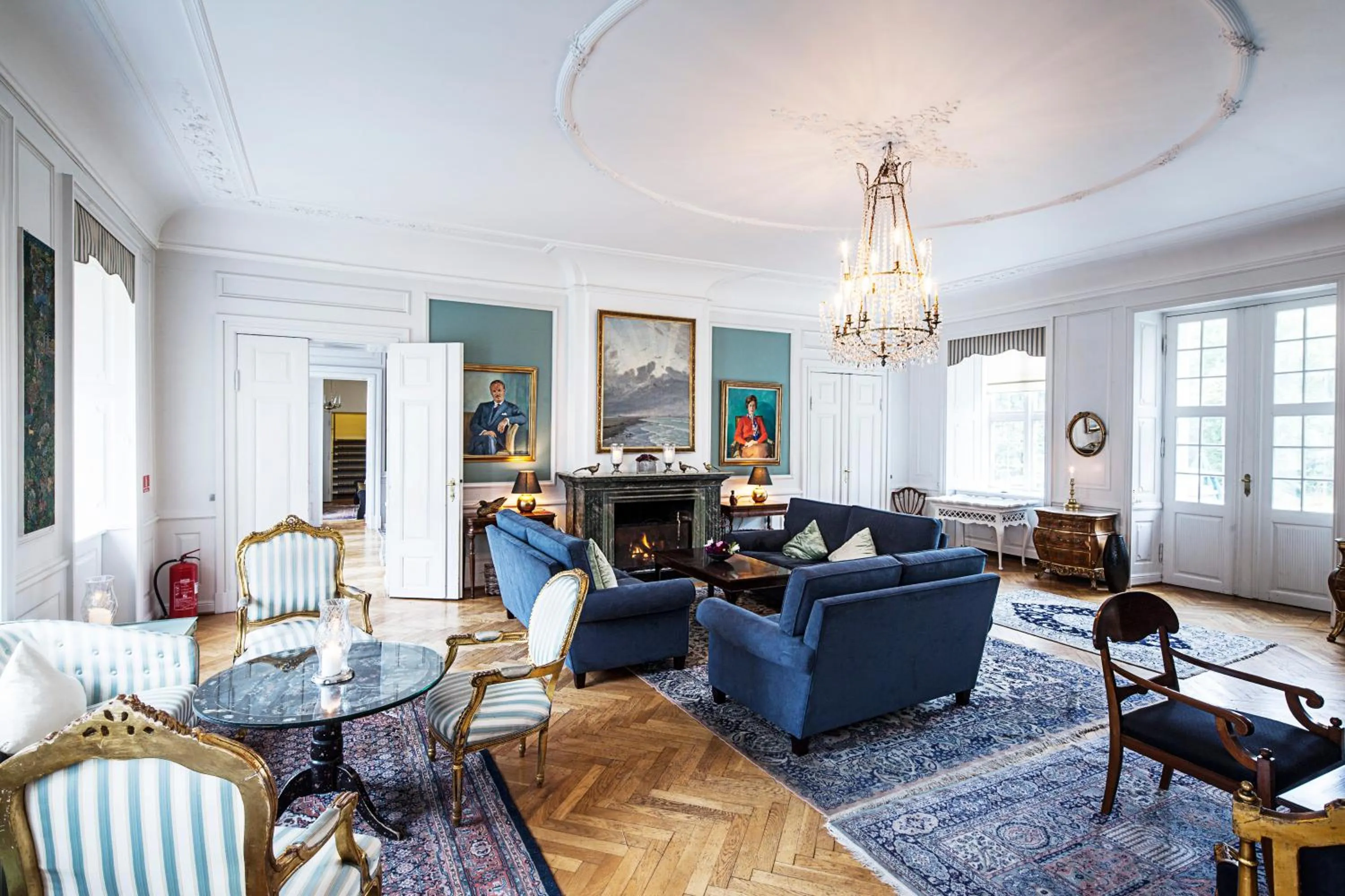 Communal lounge/ TV room in Kragerup Gods