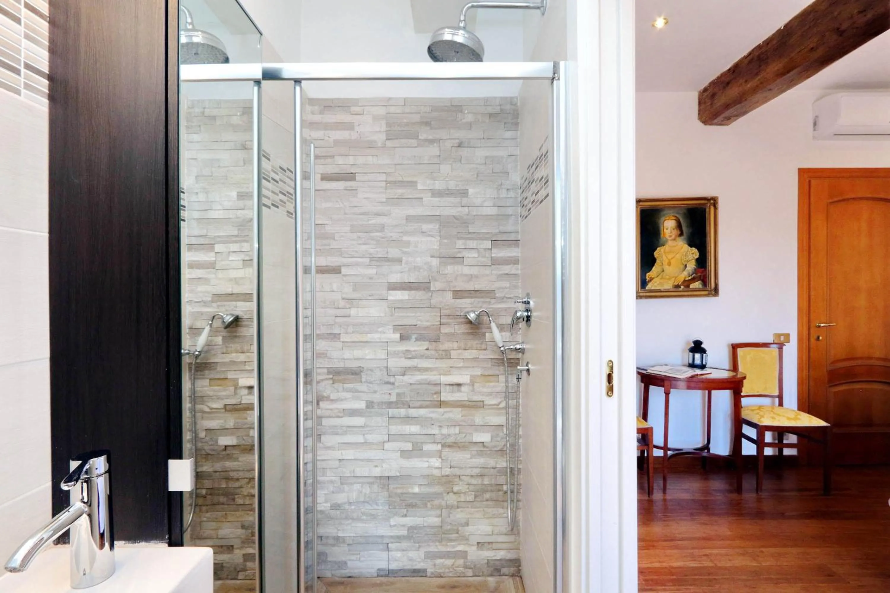 Bathroom in Terrazze Navona