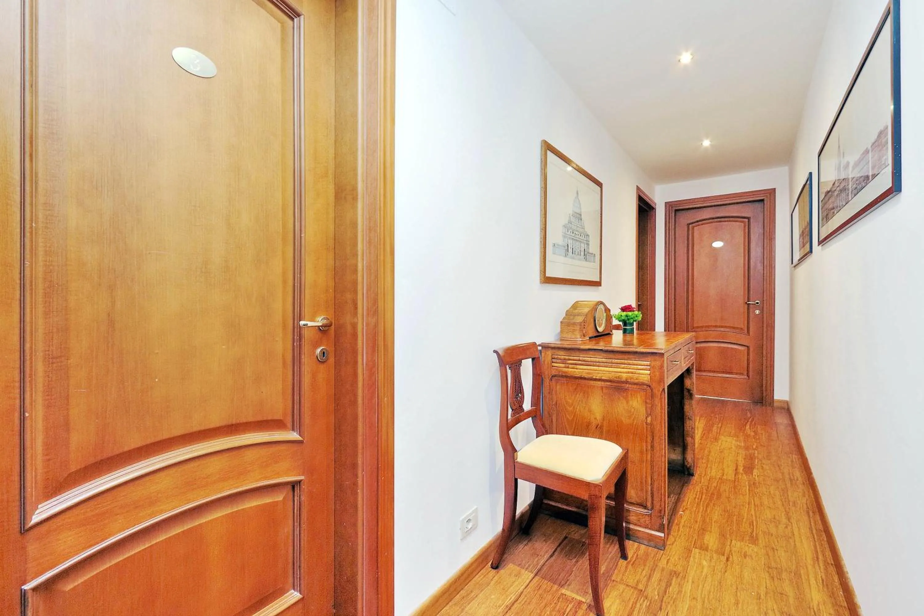 Decorative detail in Terrazze Navona