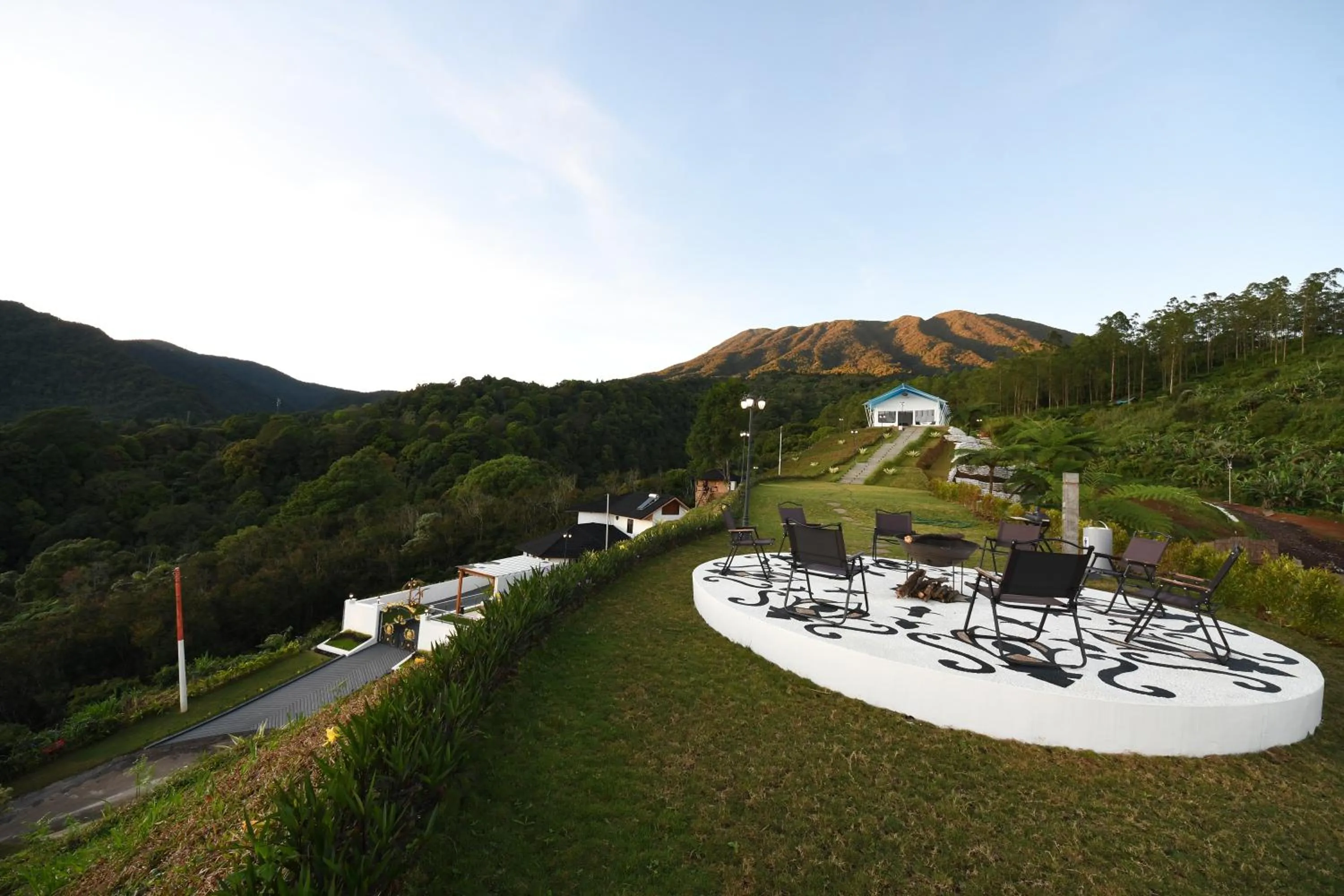 Natural landscape in Casa de Monique Villas & Glamping Retreat