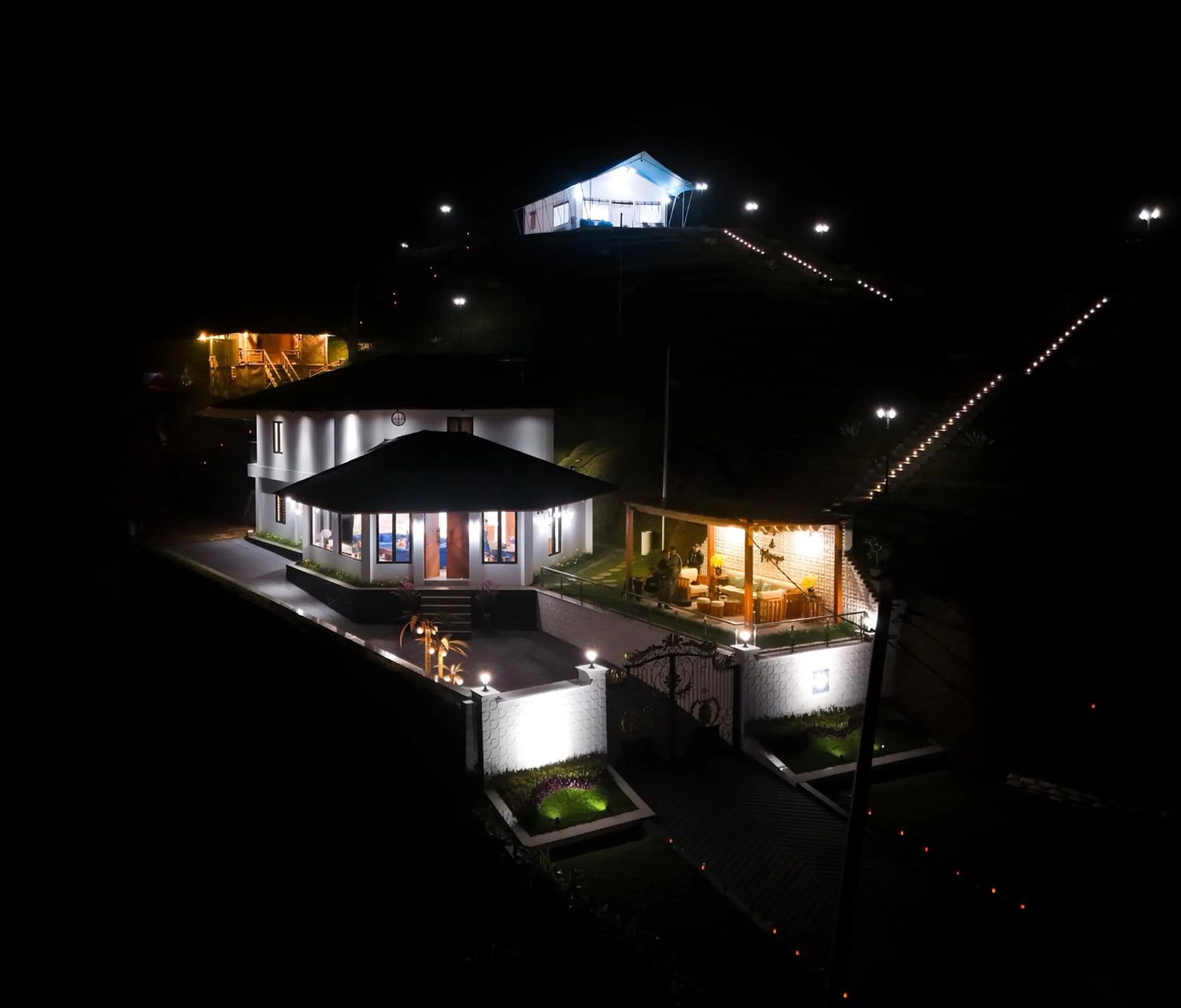 Casa de Monique Villas & Glamping Retreat