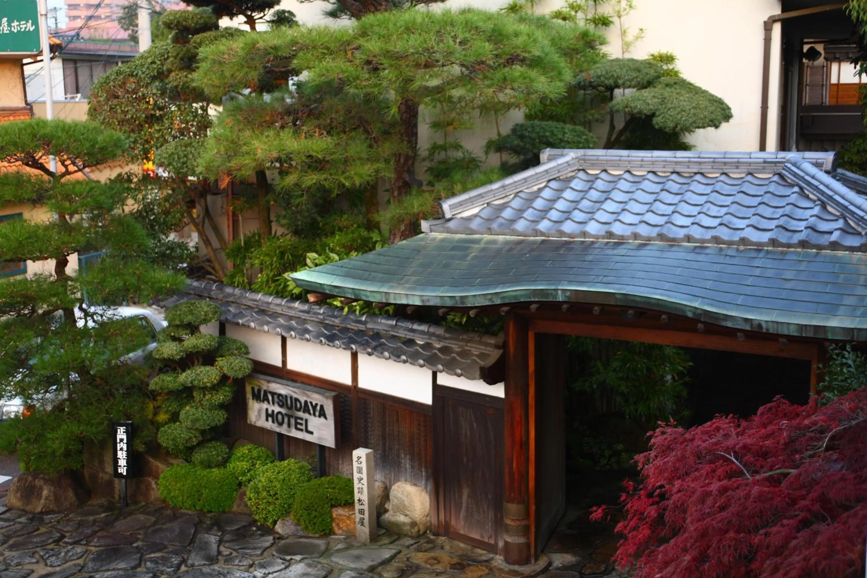 Facade/entrance in Matsudaya Hotel