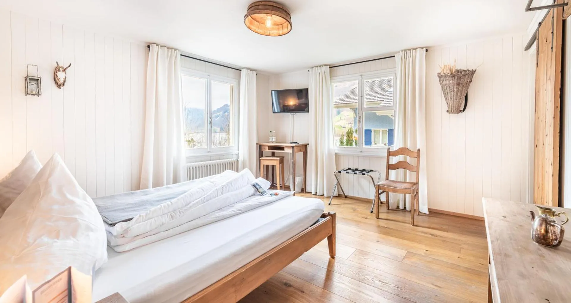 Photo of the whole room, Bed in Hotel Kaiserstuhl