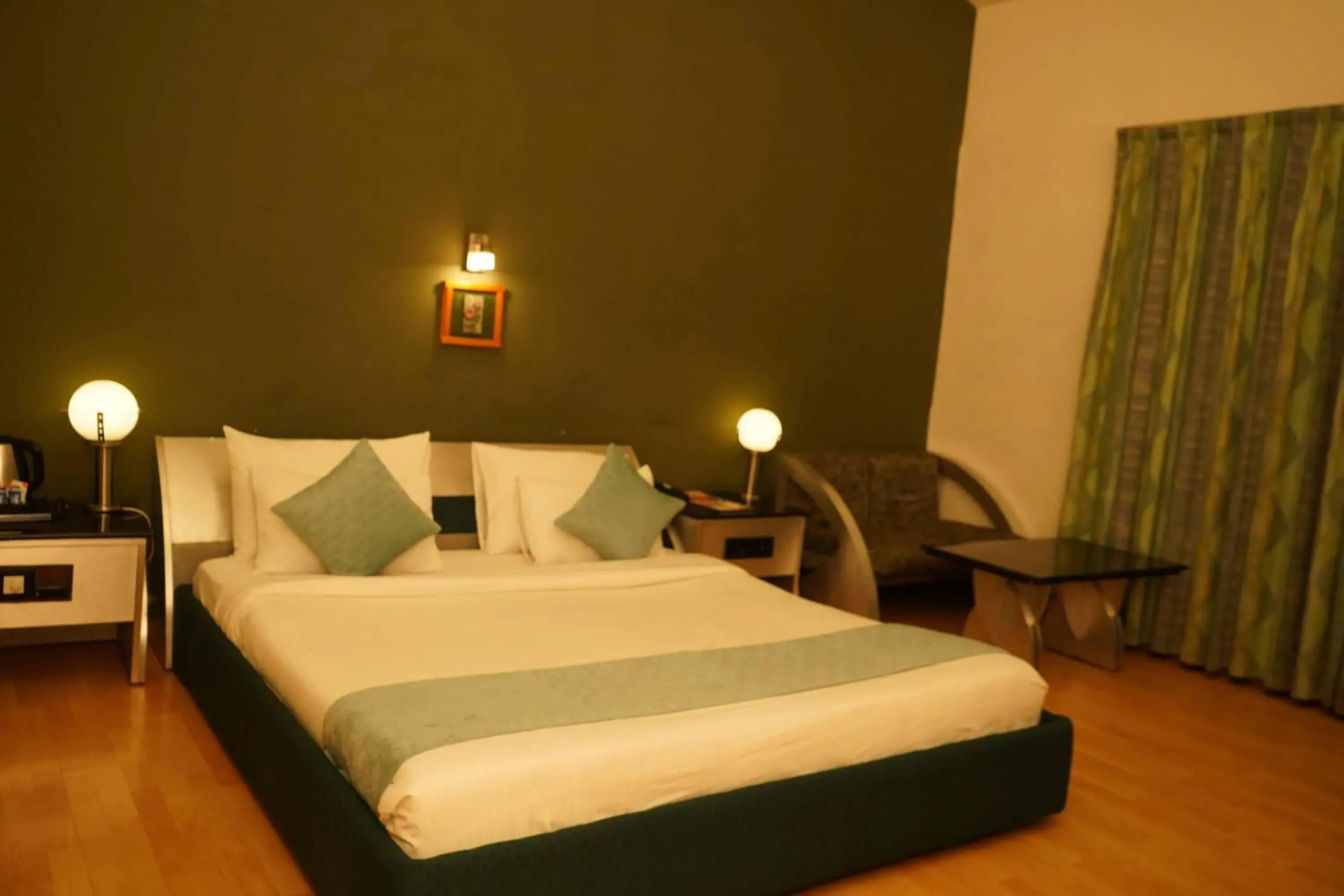 Double Room in DNC Shevaroys Resorts & Spa Double Room in DNC Shevaroys Resorts & Spa