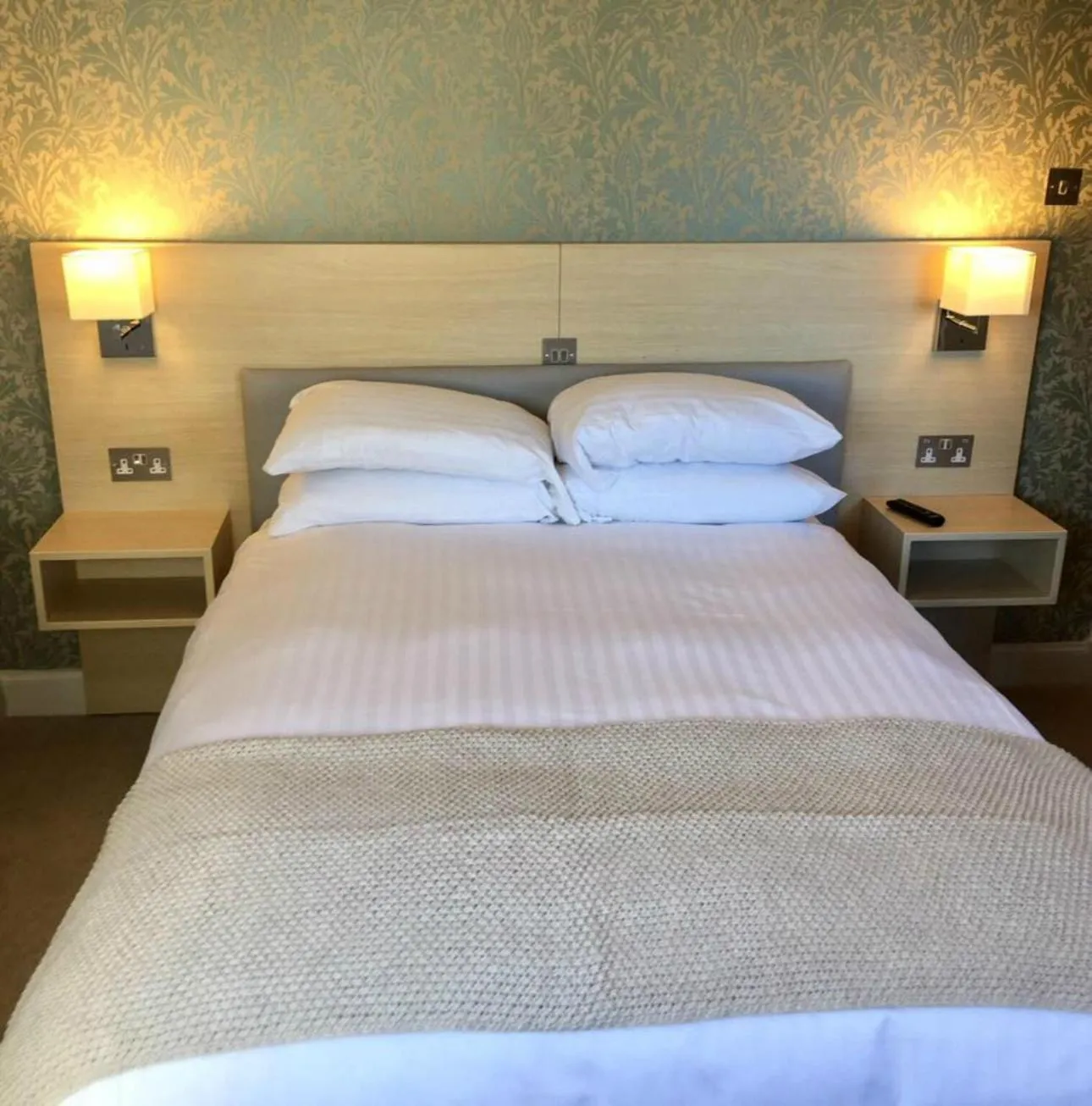 Bedroom, Bed in Corriegarth Hotel