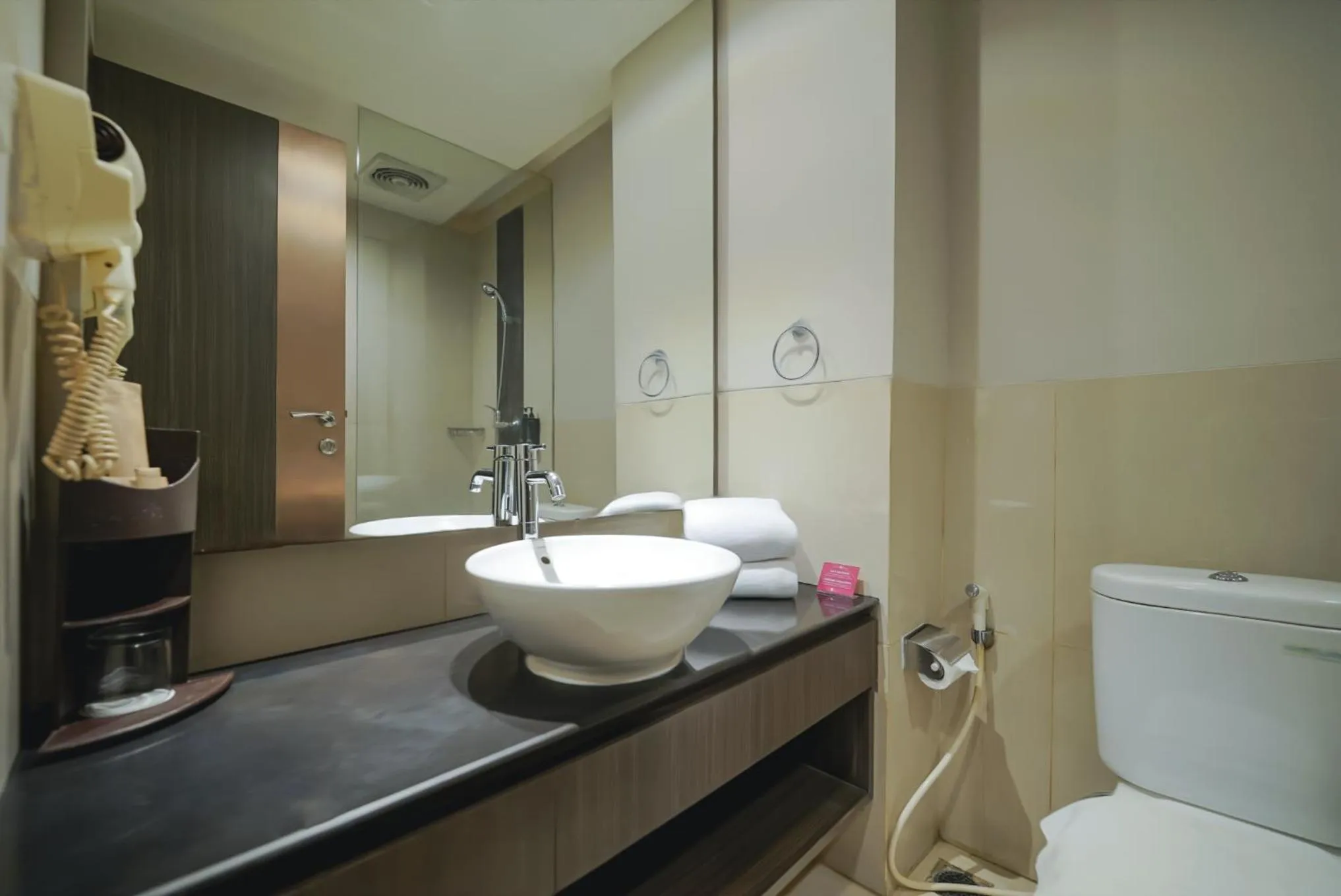 Bathroom in Grand Tjokro Jakarta