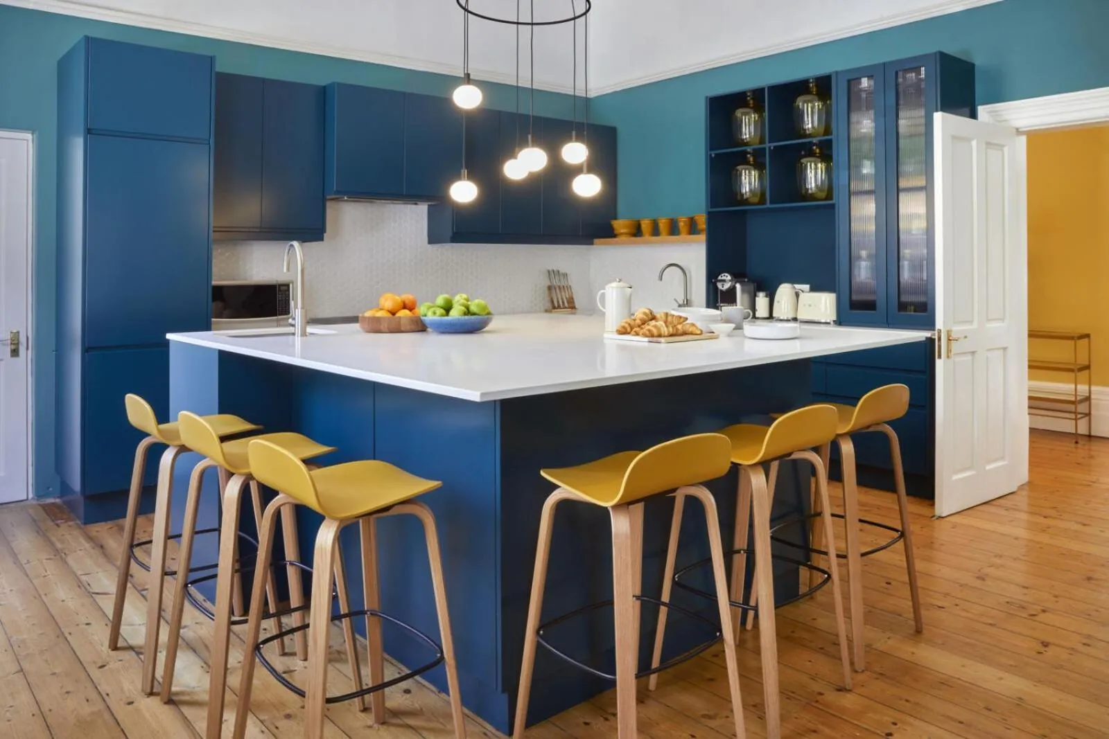 Kitchen or kitchenette in More Quarters Hotel