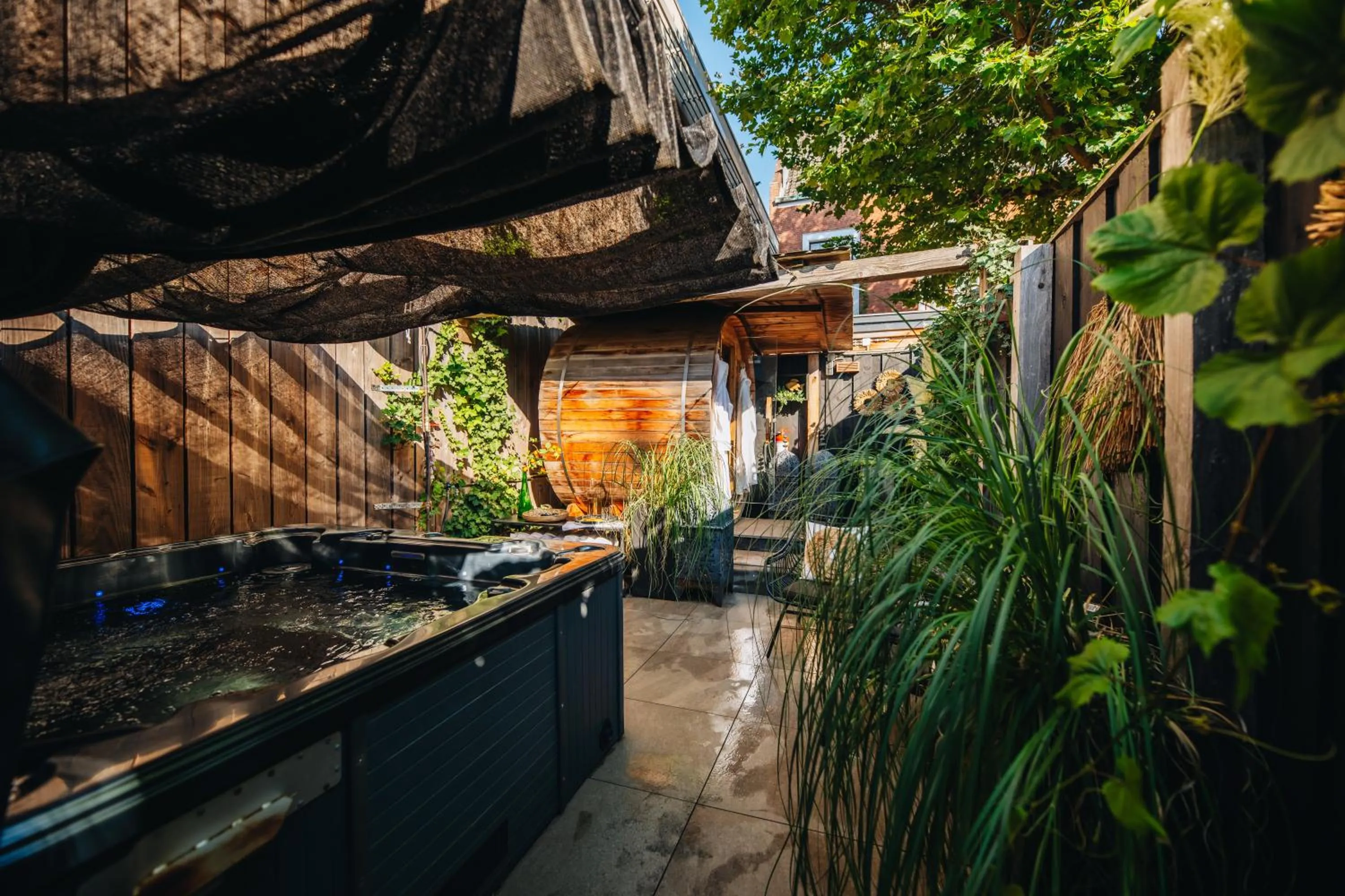 Hot Tub in Boutique Hotel The Roosevelt