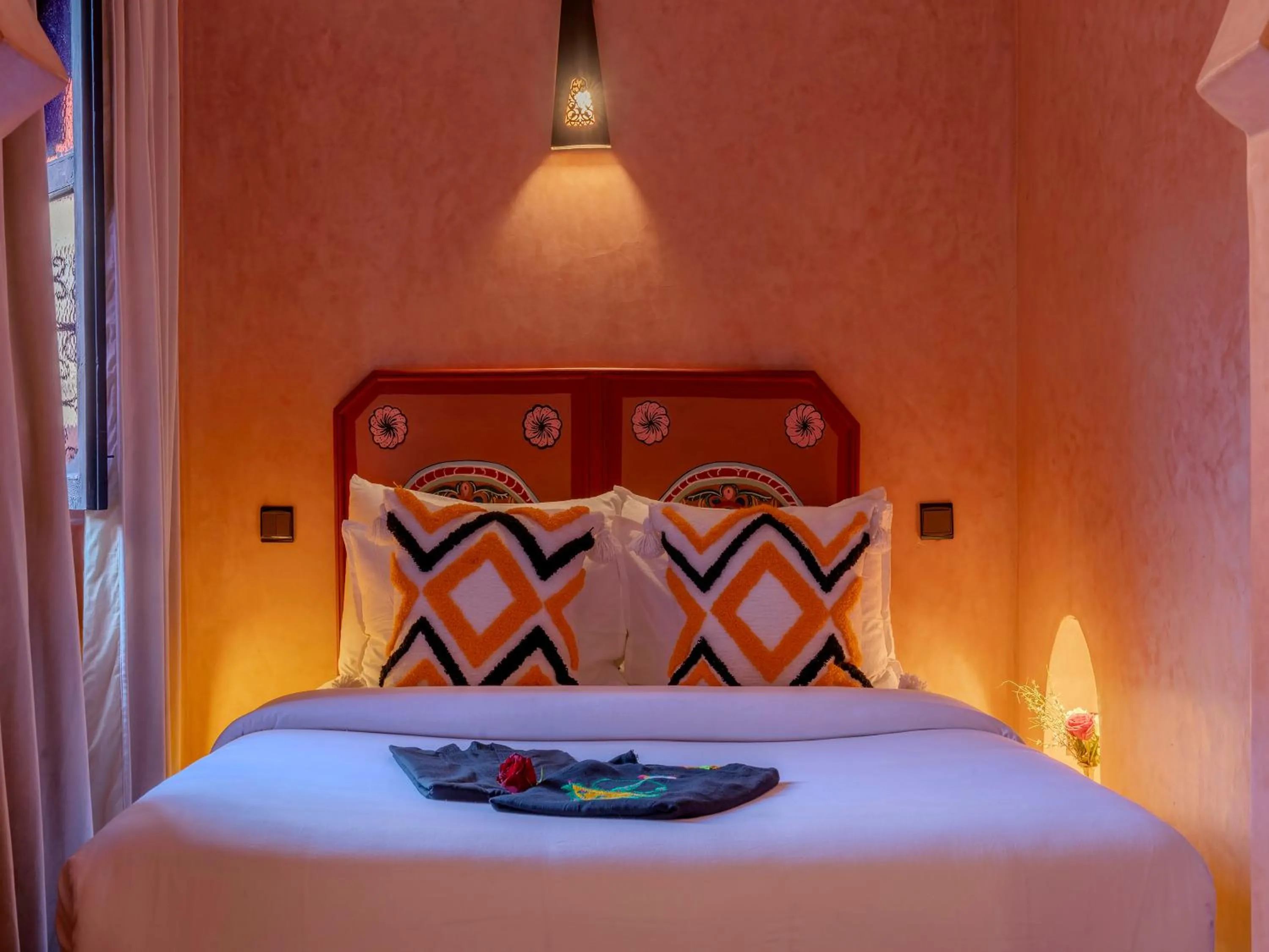 Bed in Riad Irhalne