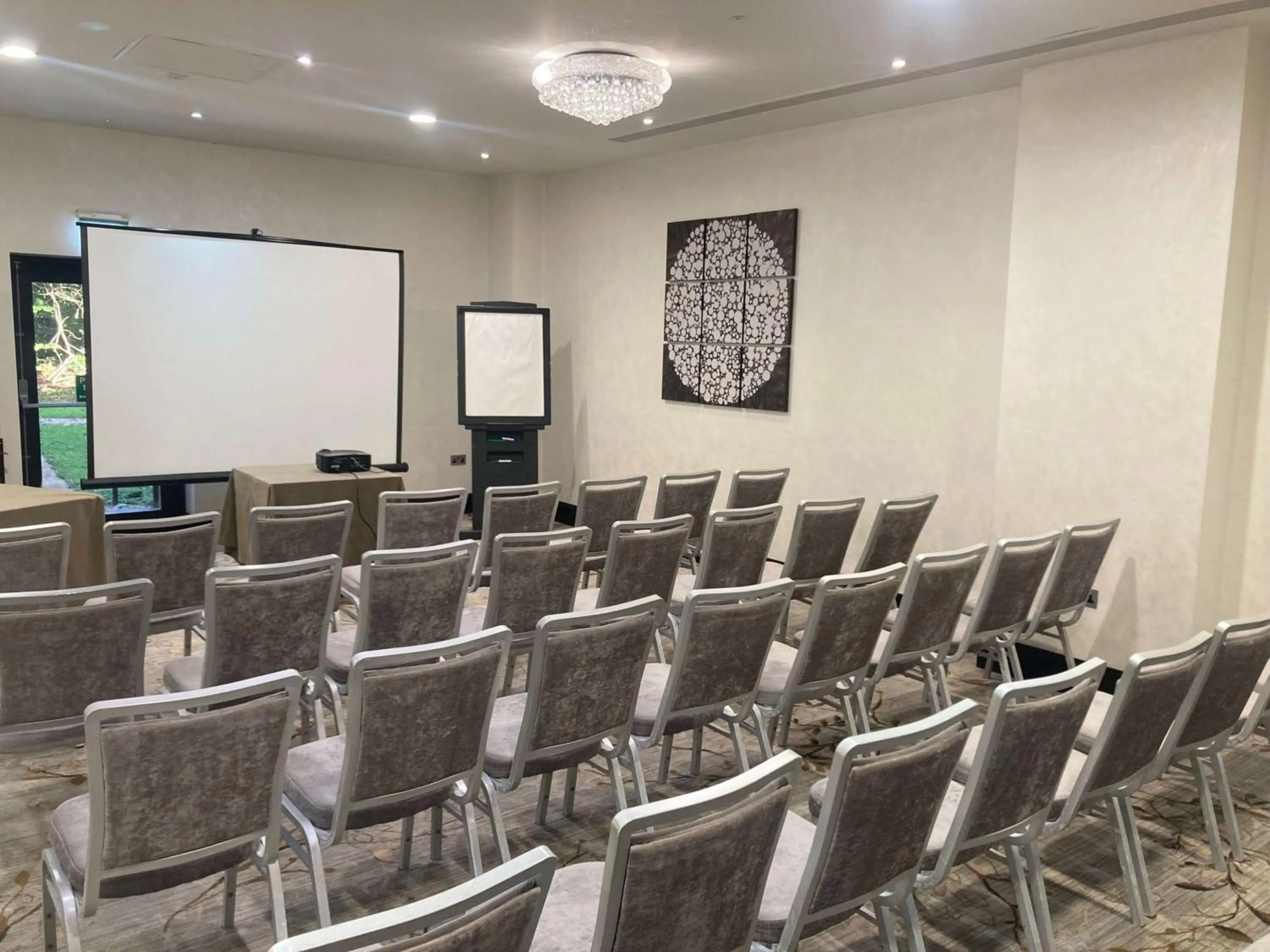 Meeting/conference room in DoubleTree by Hilton Hotel Nottingham - Gateway