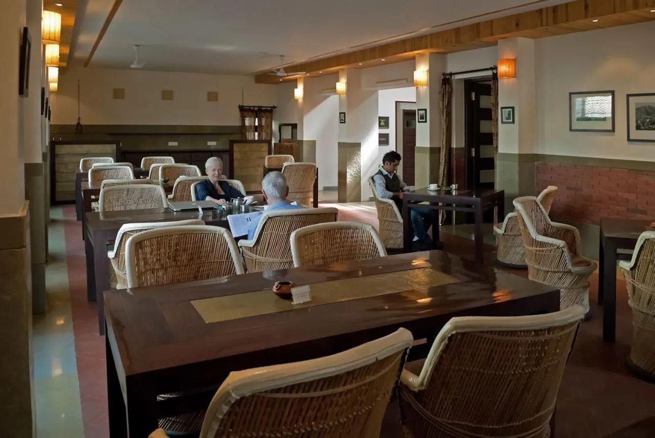 Restaurant/places to eat in Atithi Guest House