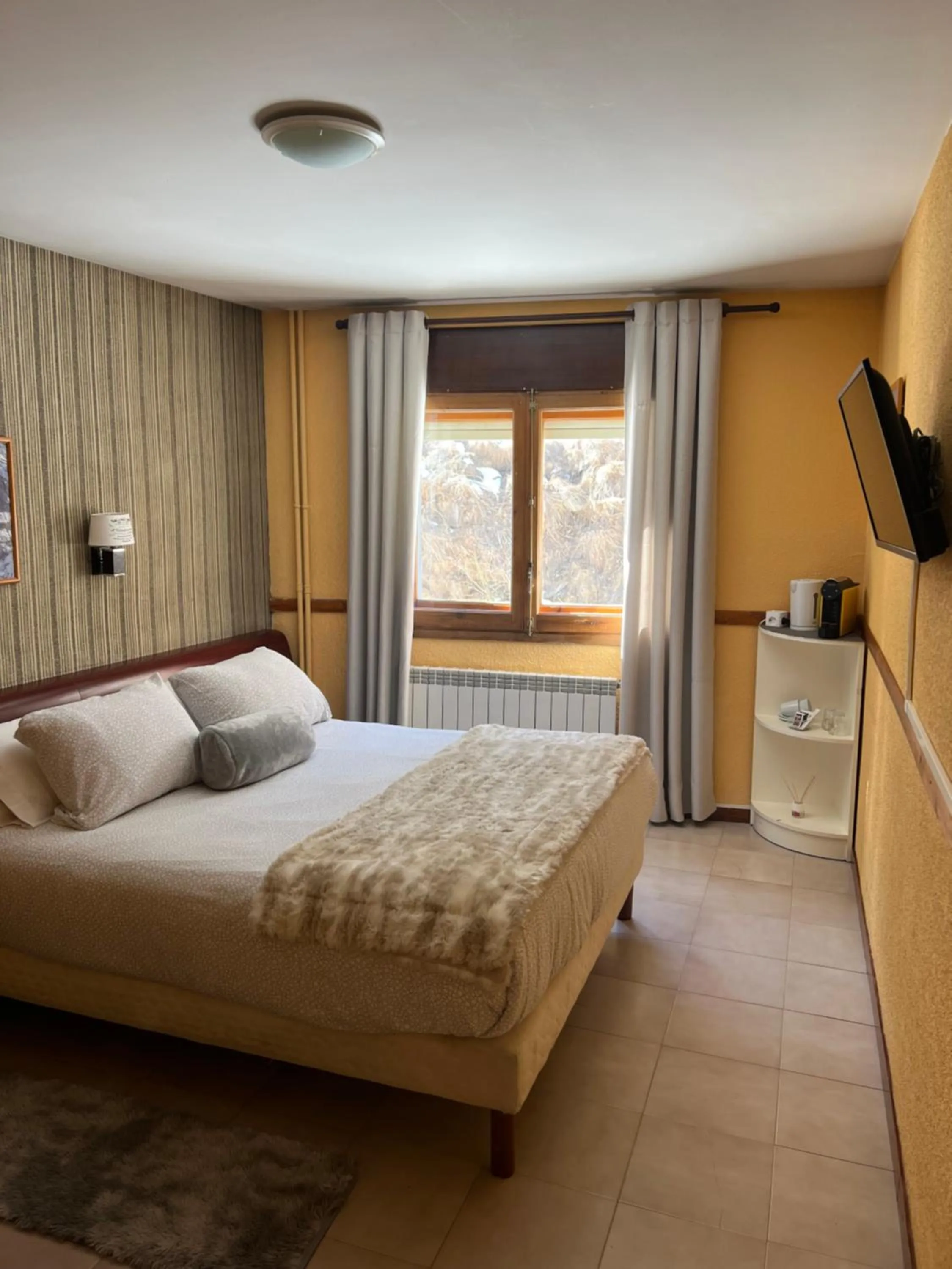 Photo of the whole room, Bed in Hotel Copacabana