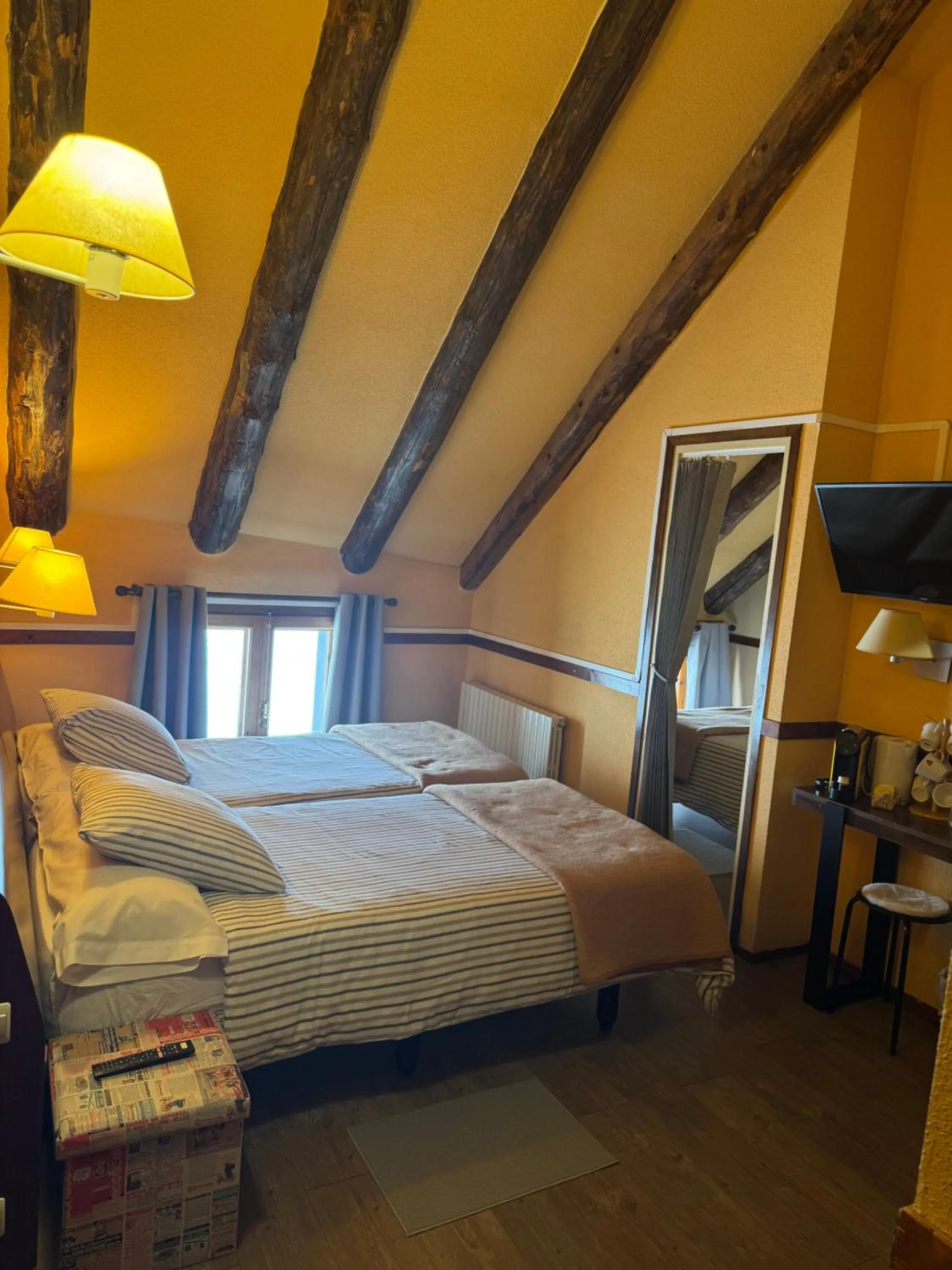 Photo of the whole room, Bed in Hotel Copacabana